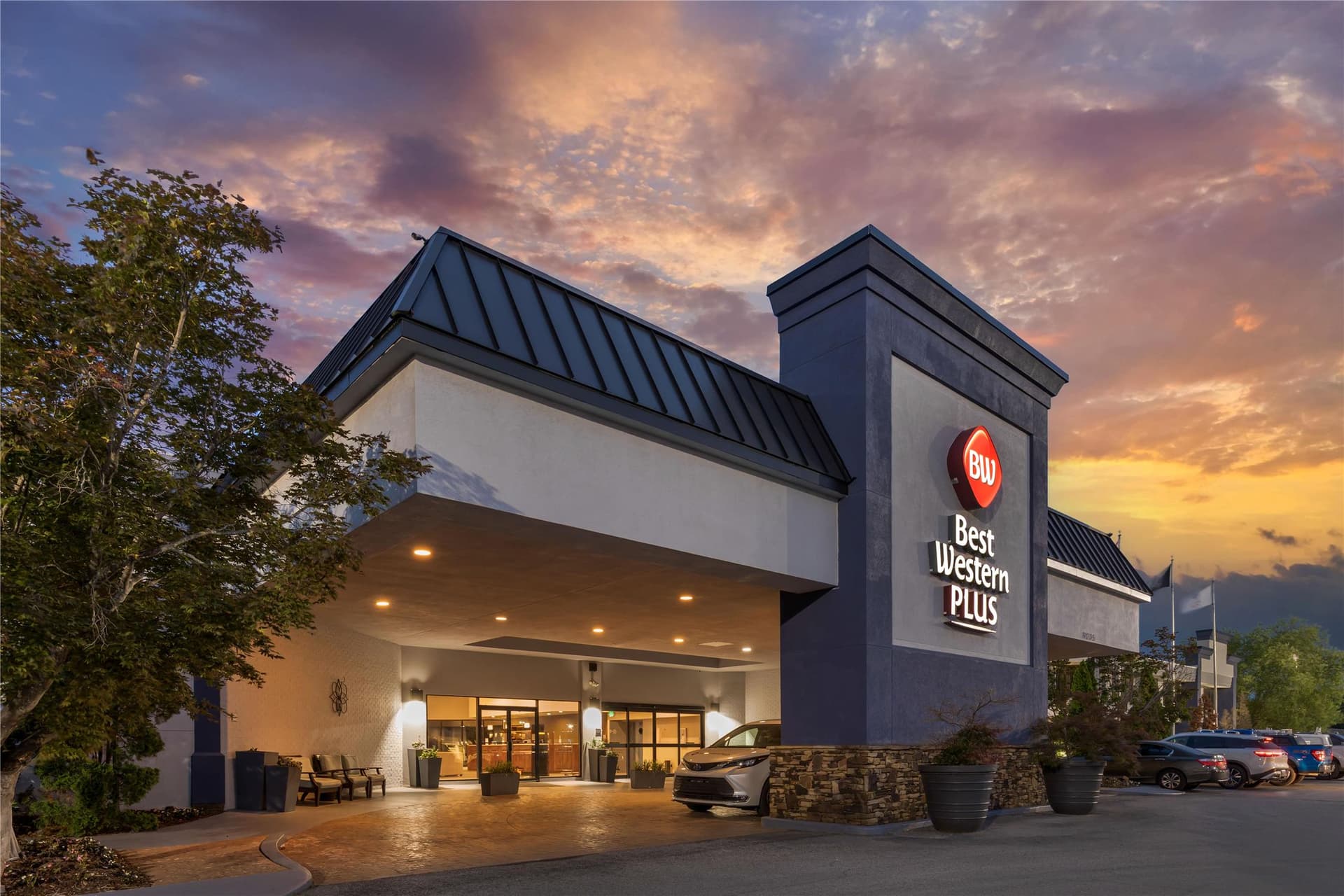 Best Western Plus Madison-Huntsville Hotel 2