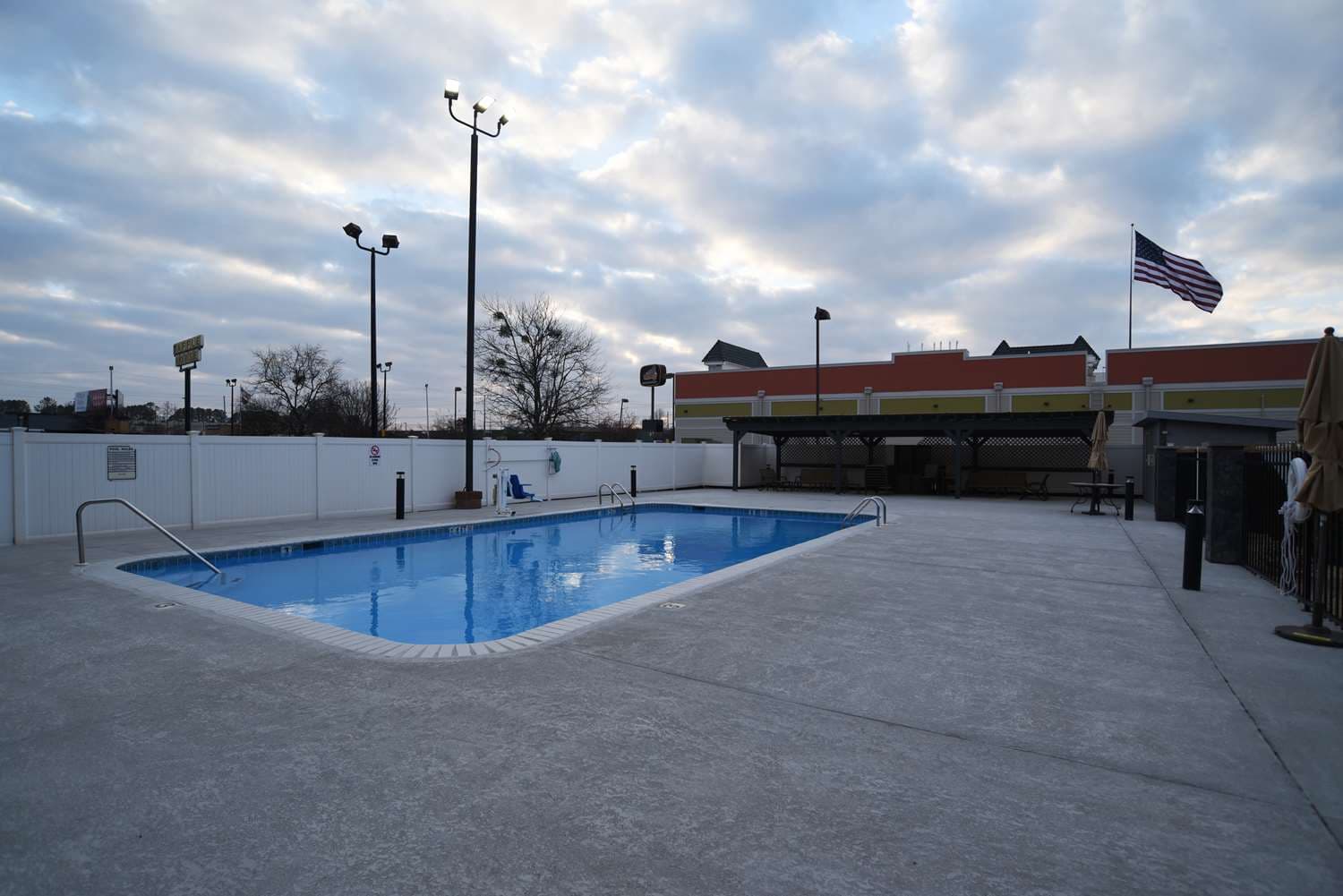 Best Western Huntsville 5