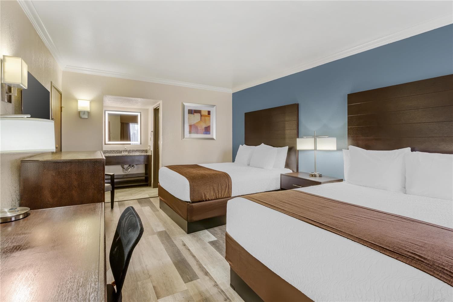 Best Western InnSuites Tucson Foothills Hotel & Suites 2