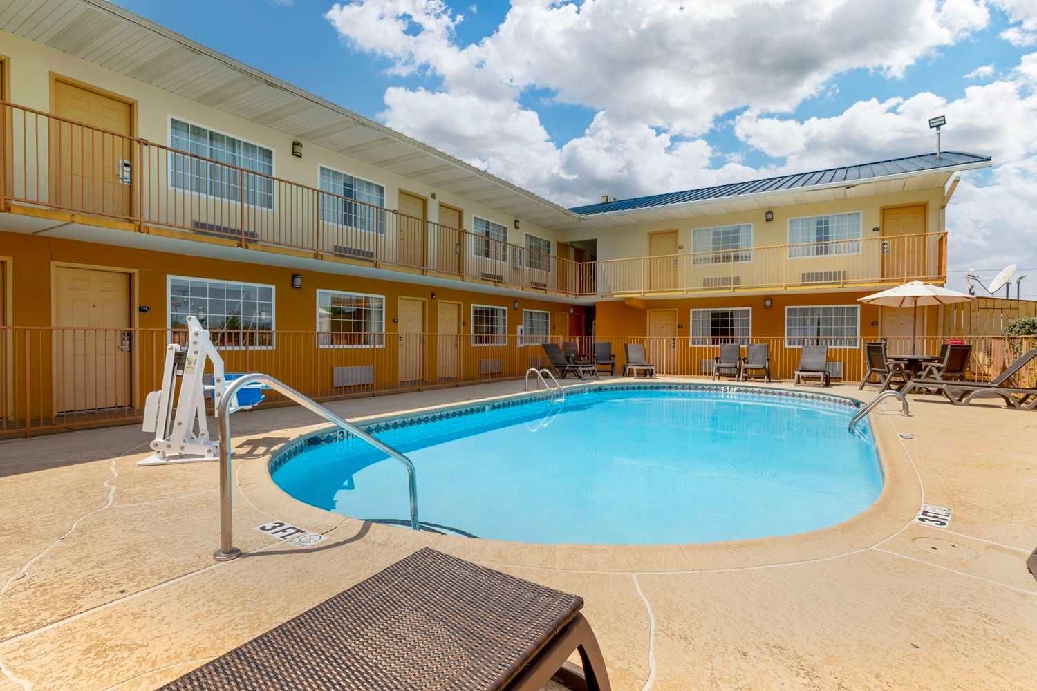Best Western Van Buren Inn 2