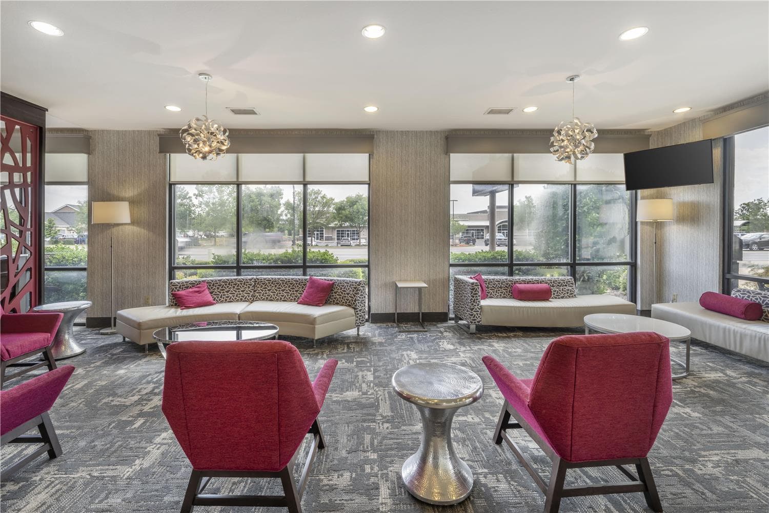 Best Western Plus Castlerock Inn & Suites 2