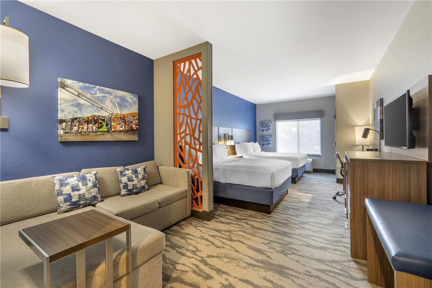 Best Western Plus Castlerock Inn & Suites