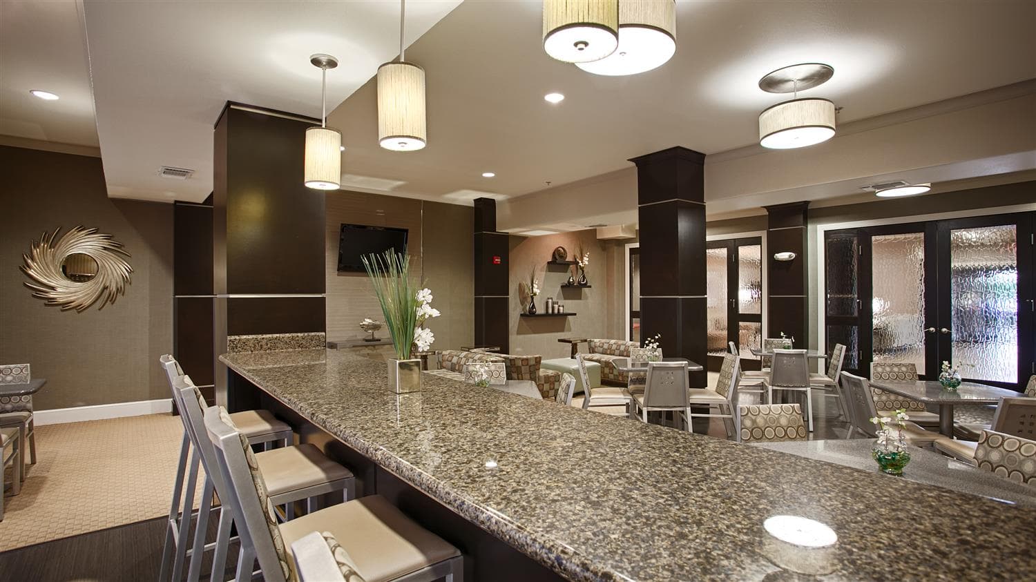 Best Western Plus Texarkana Inn & Suites 5