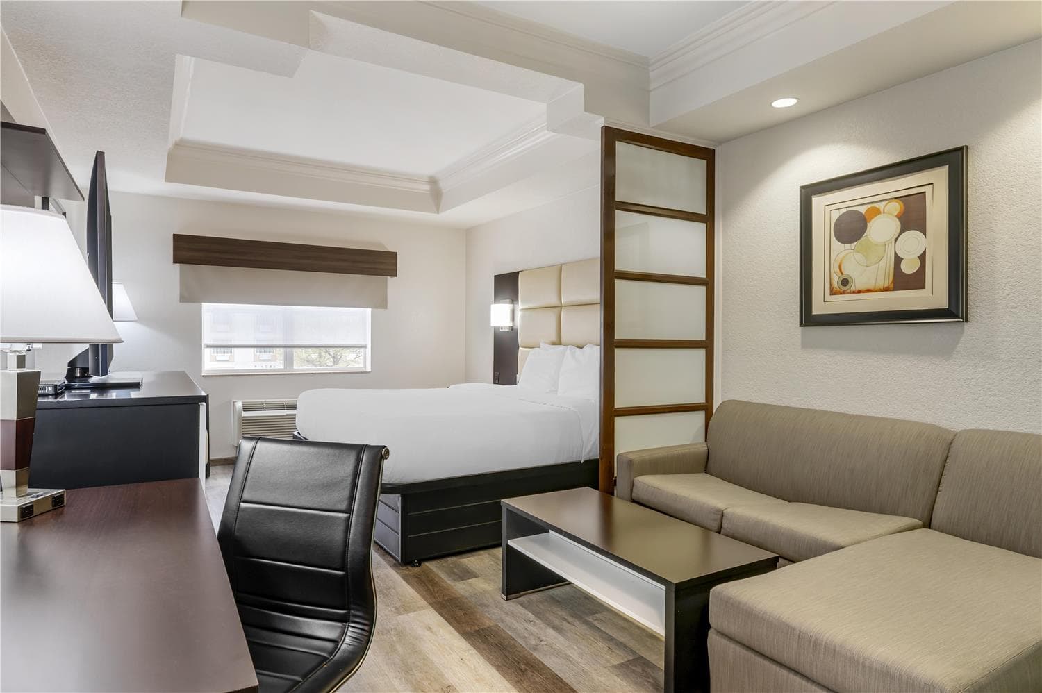 Best Western Plus JFK Inn & Suites 2