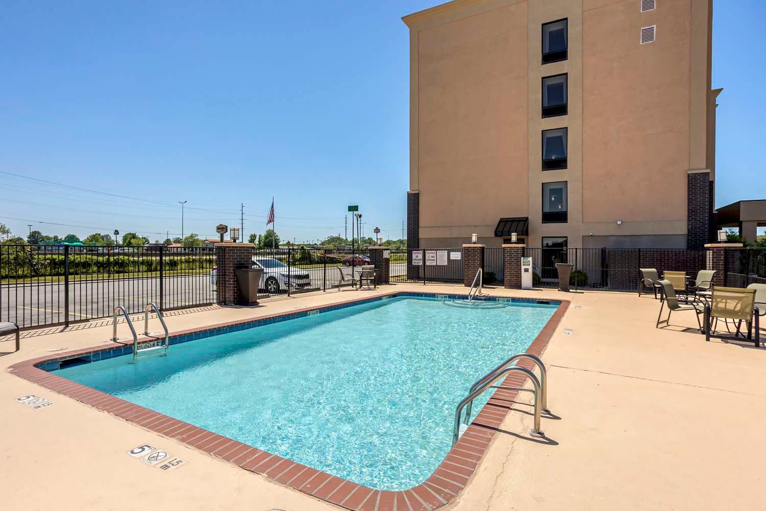 Best Western Plus Jonesboro Inn and Suites 2