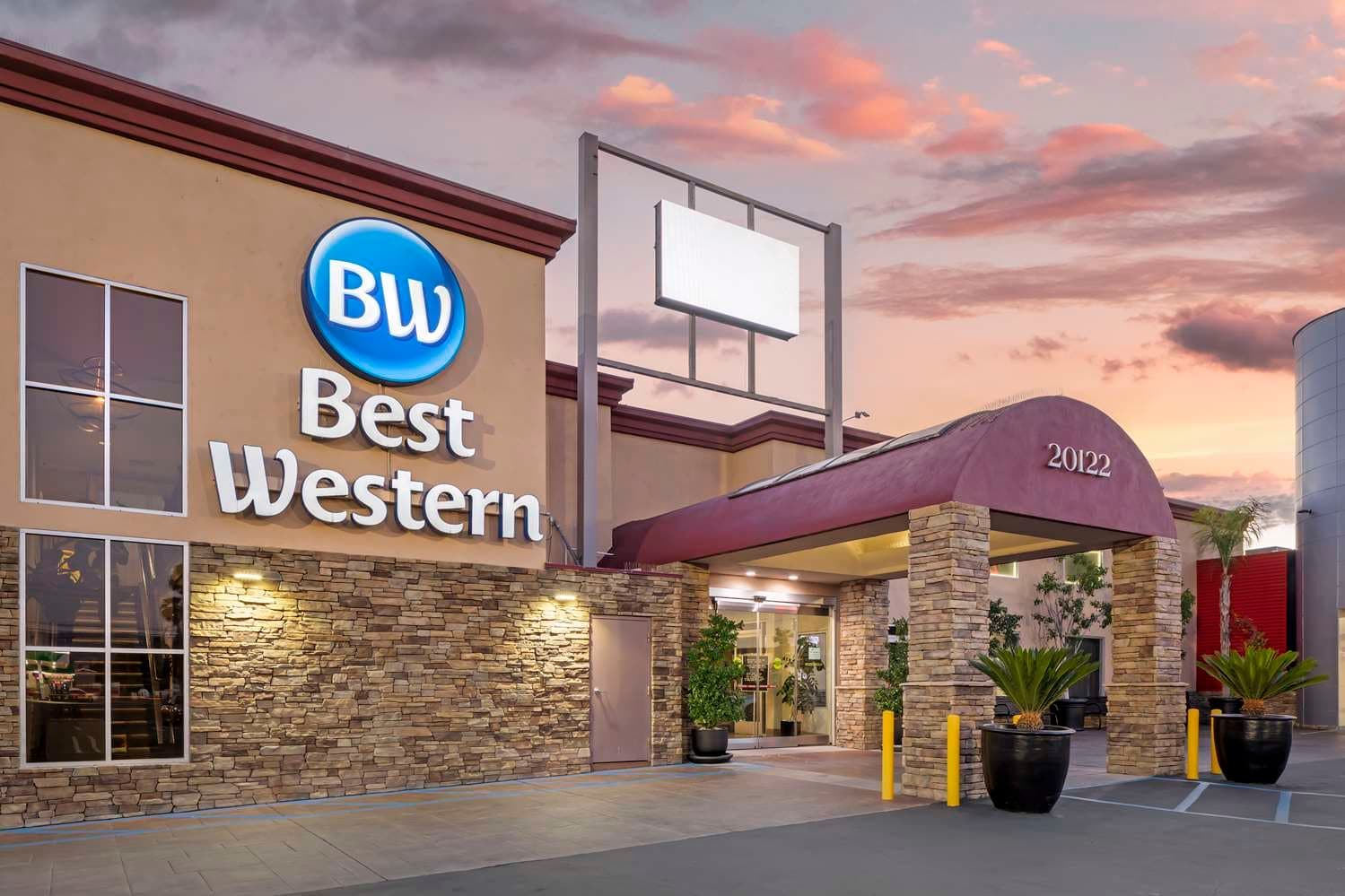 Best Western Canoga Park Motor Inn 3