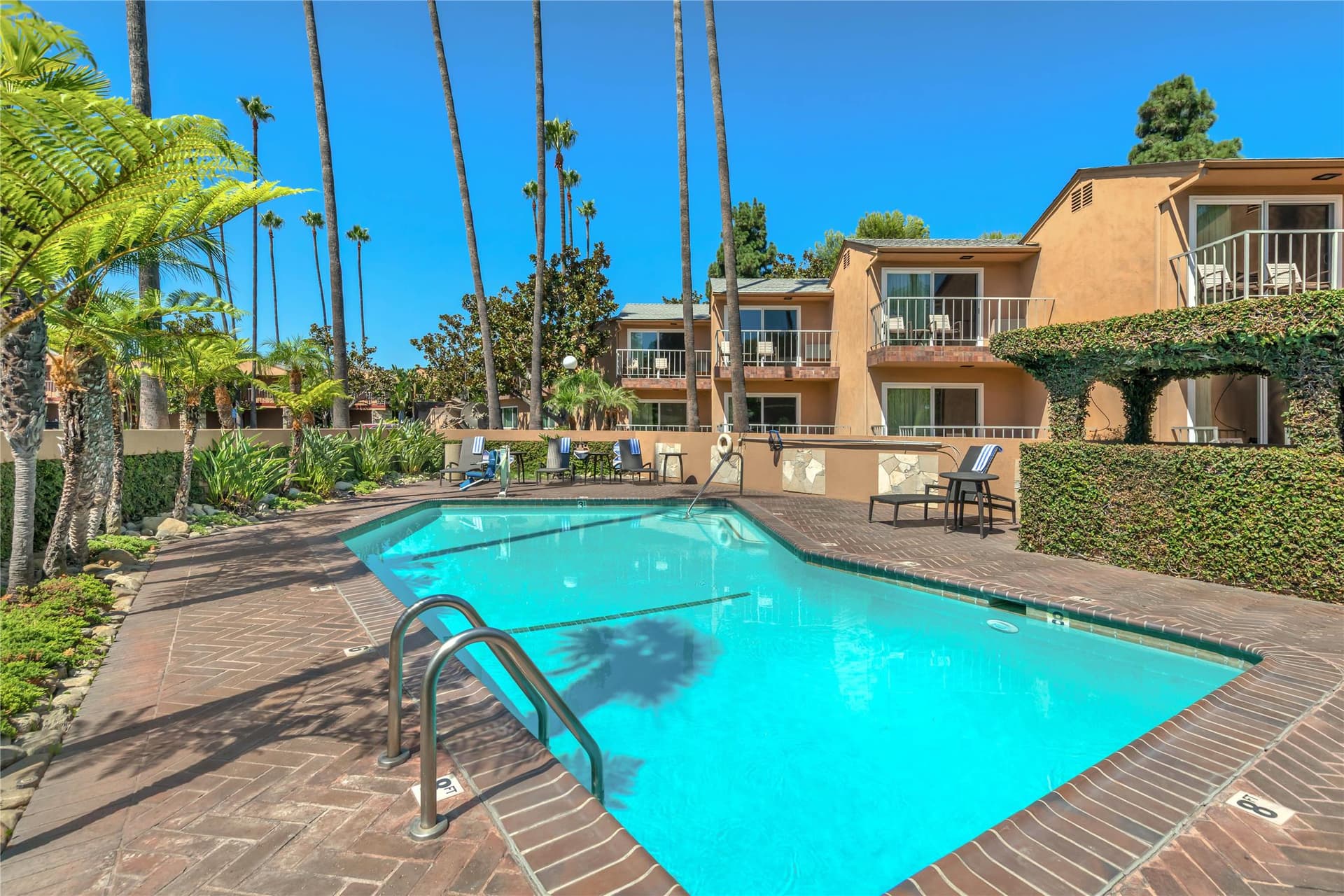 Best Western Pine Tree Motel 2