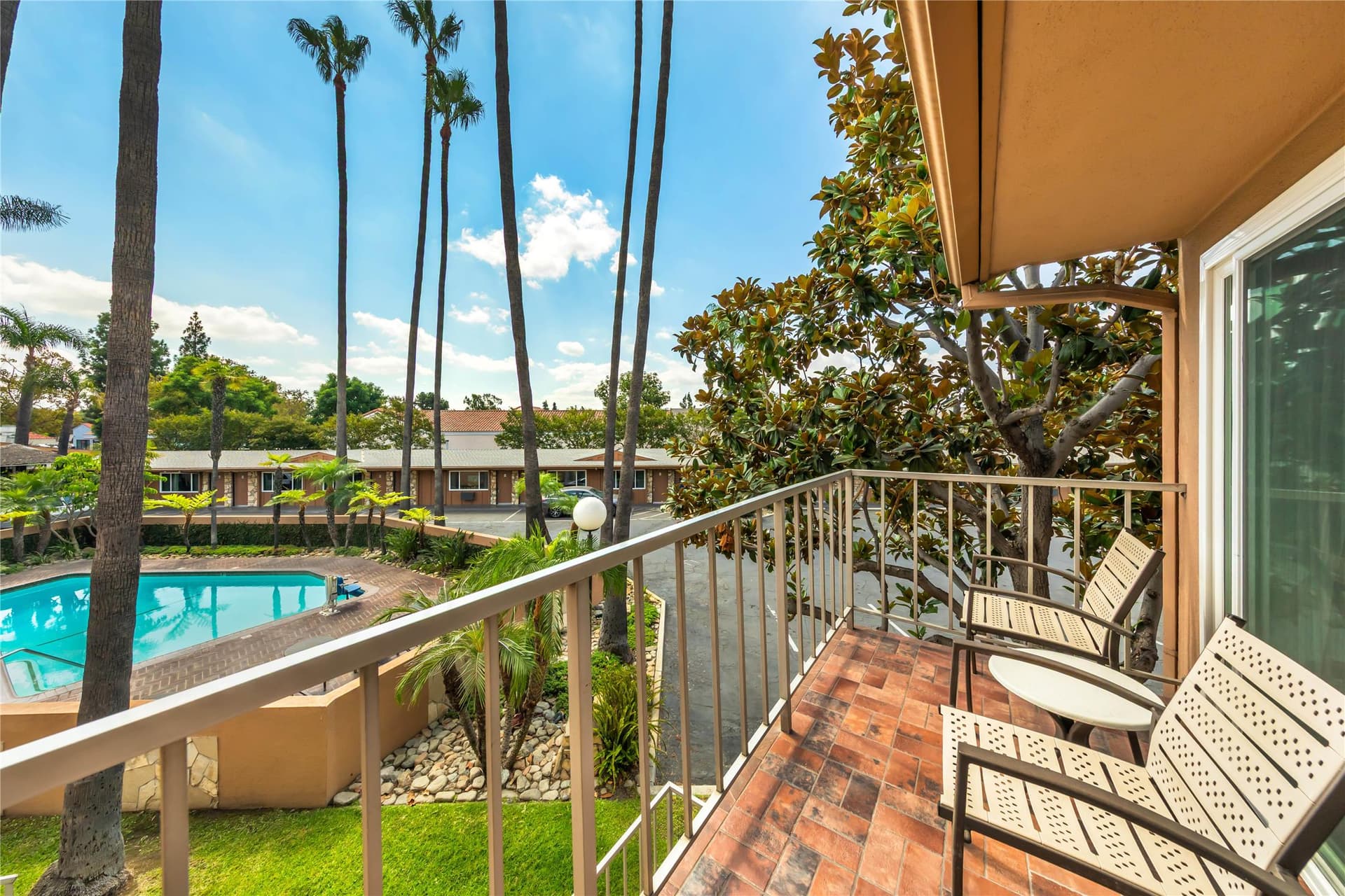 Best Western Pine Tree Motel 5