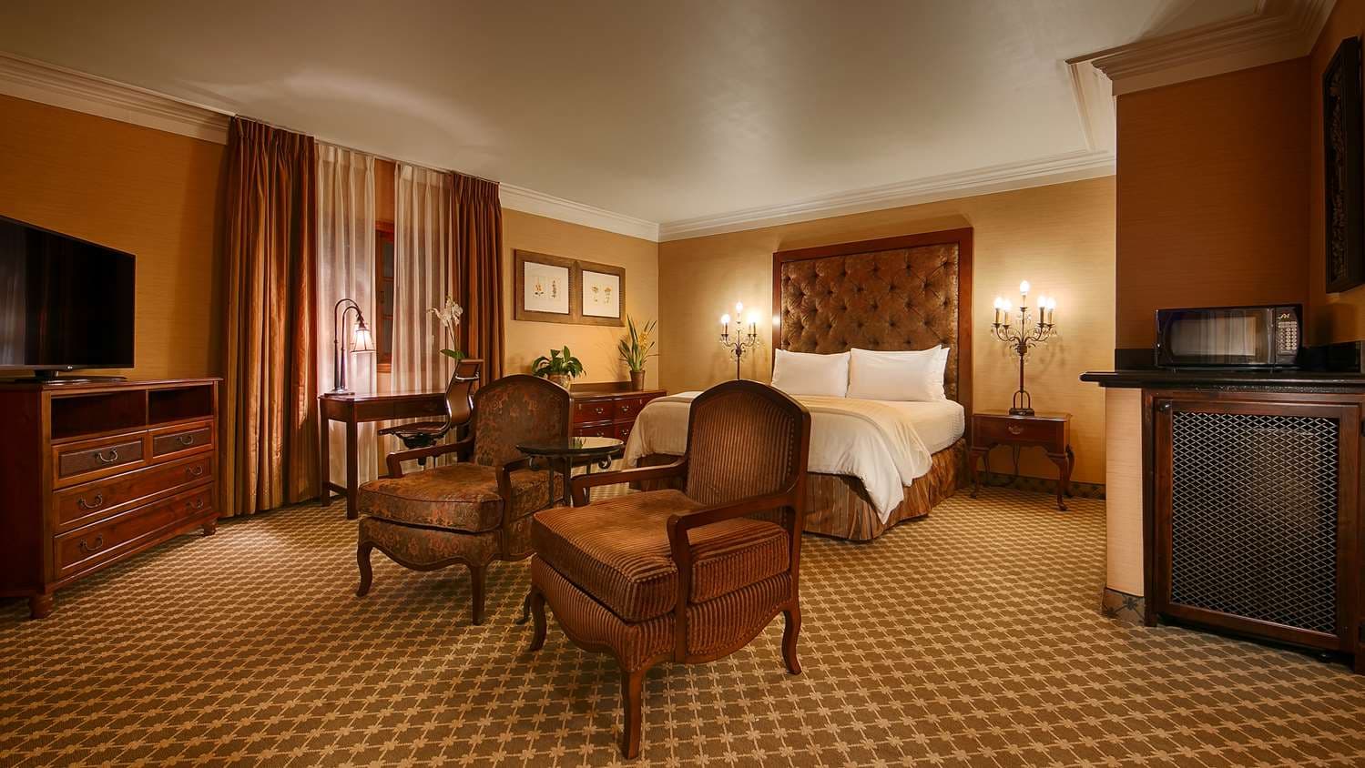 Best Western Plus Sunset Plaza Hotel 4