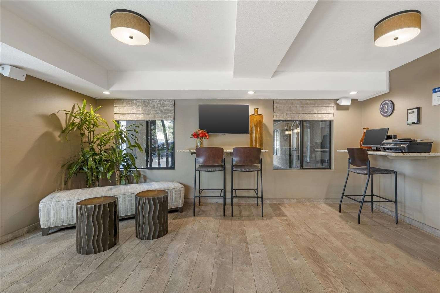 Best Western Plus Anaheim Inn 4