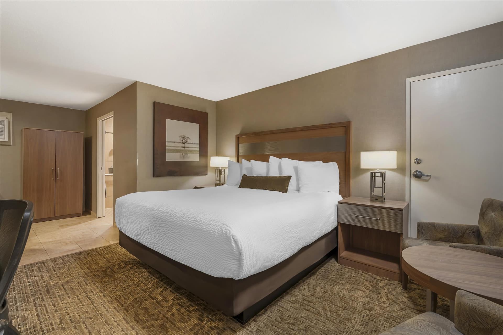 Best Western Plus Anaheim Inn 2