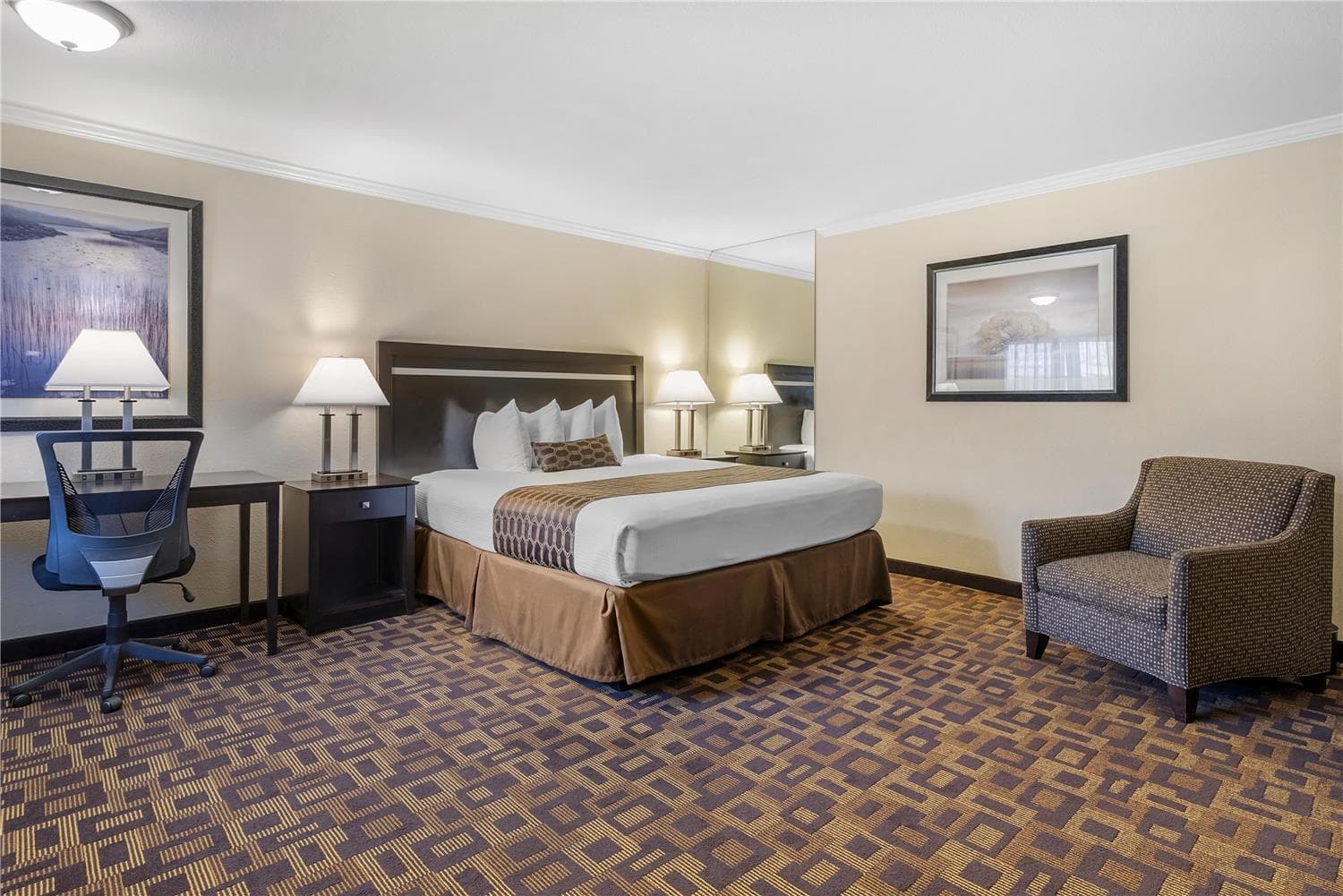 Best Western Plus Inn of Hayward 5