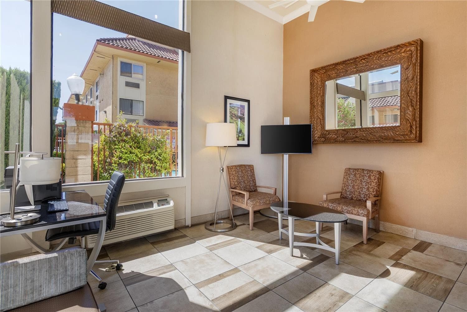 Best Western Plus Inn of Hayward 3