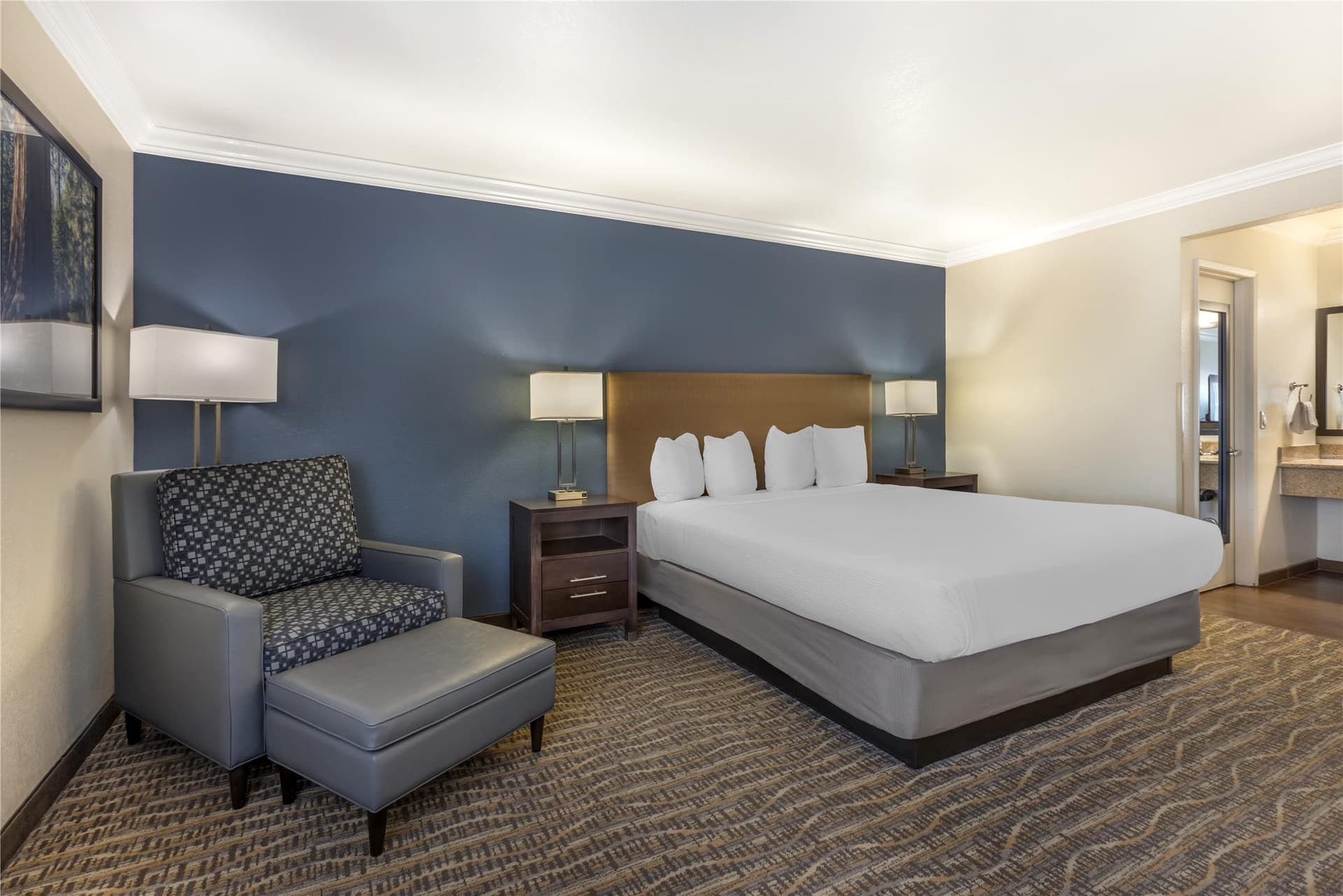 Best Western Town & Country Lodge