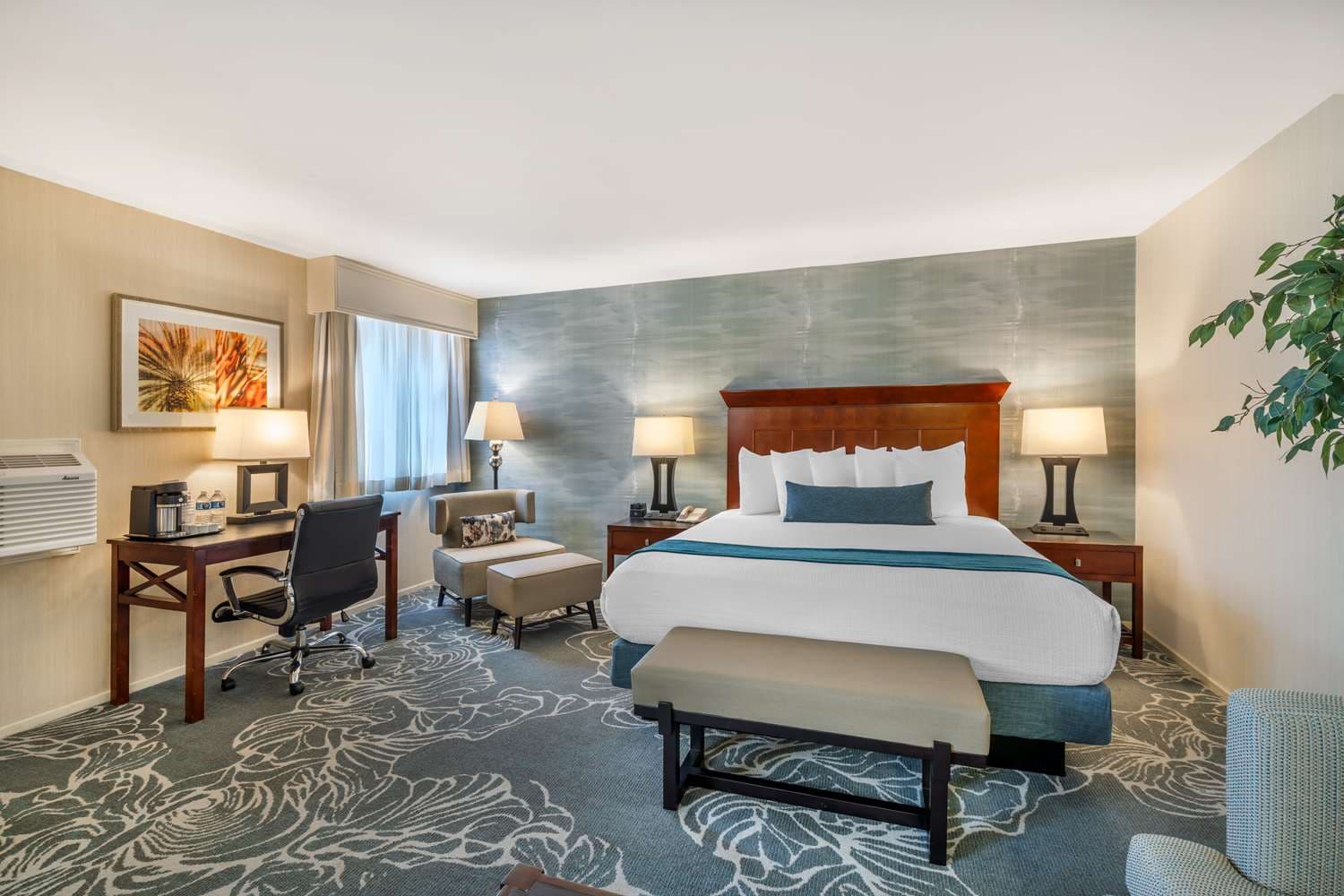 Best Western Plus Carpinteria Inn 2