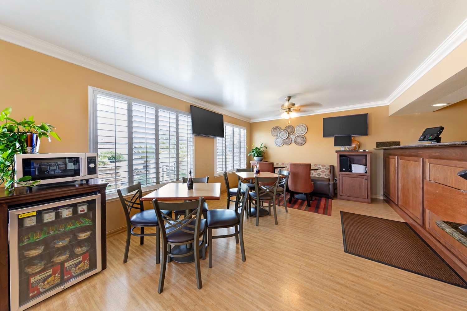 Best Western Hanford Inn 3