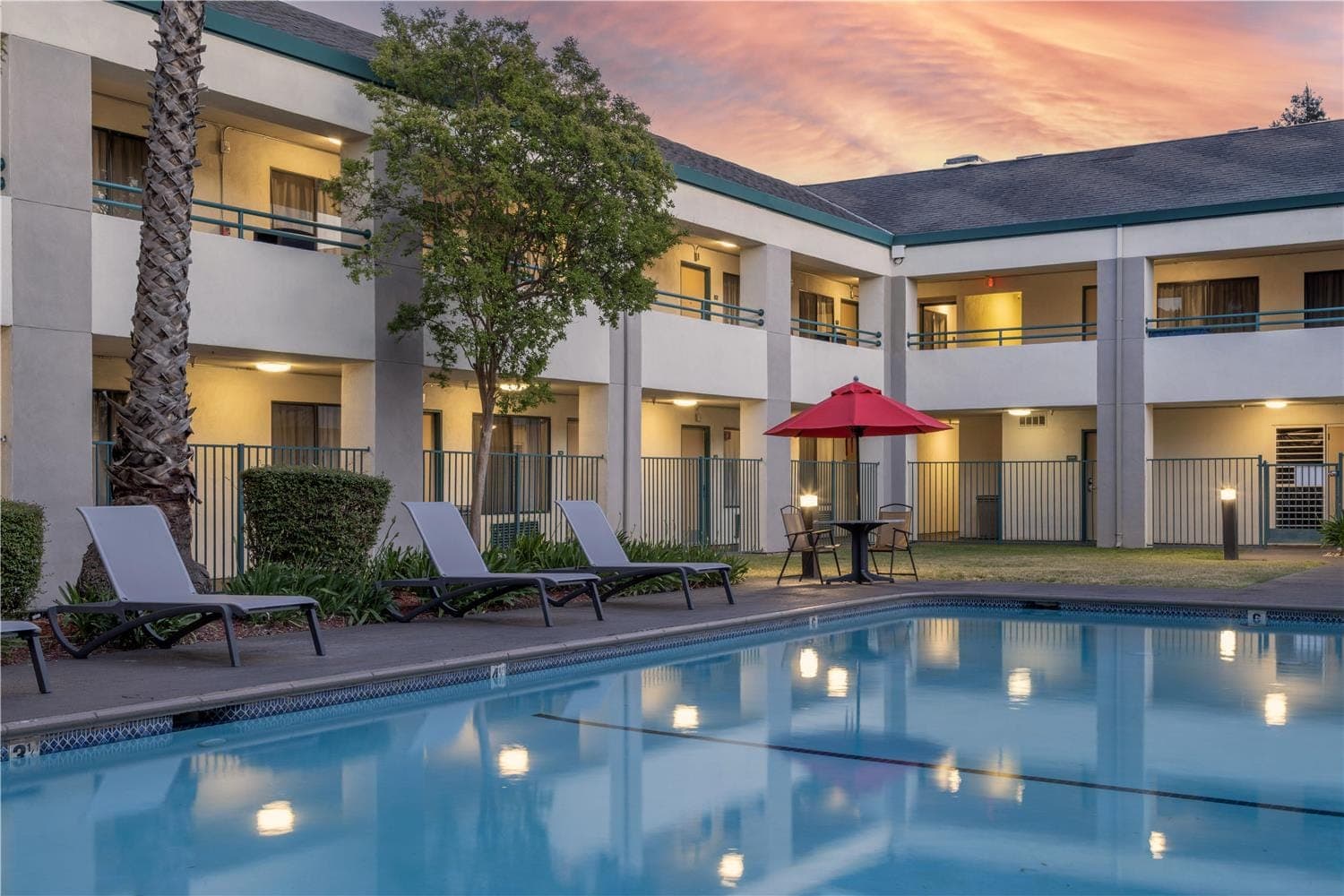 Best Western Heritage Inn 2