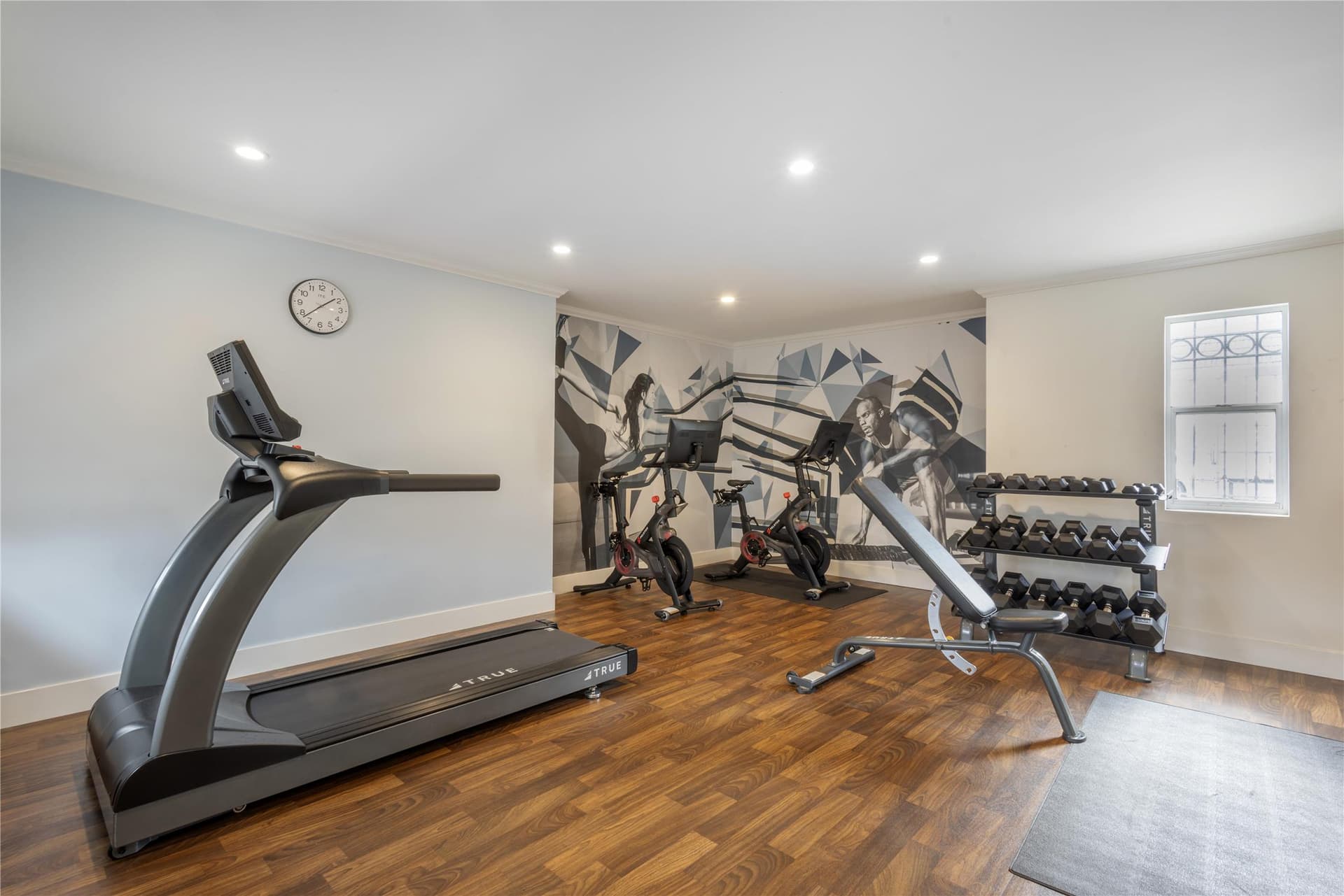 Best Western Plus Executive Suites 5