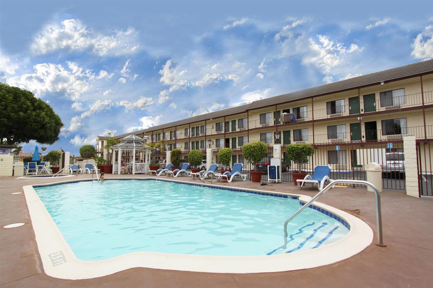 Best Western Surf City 2
