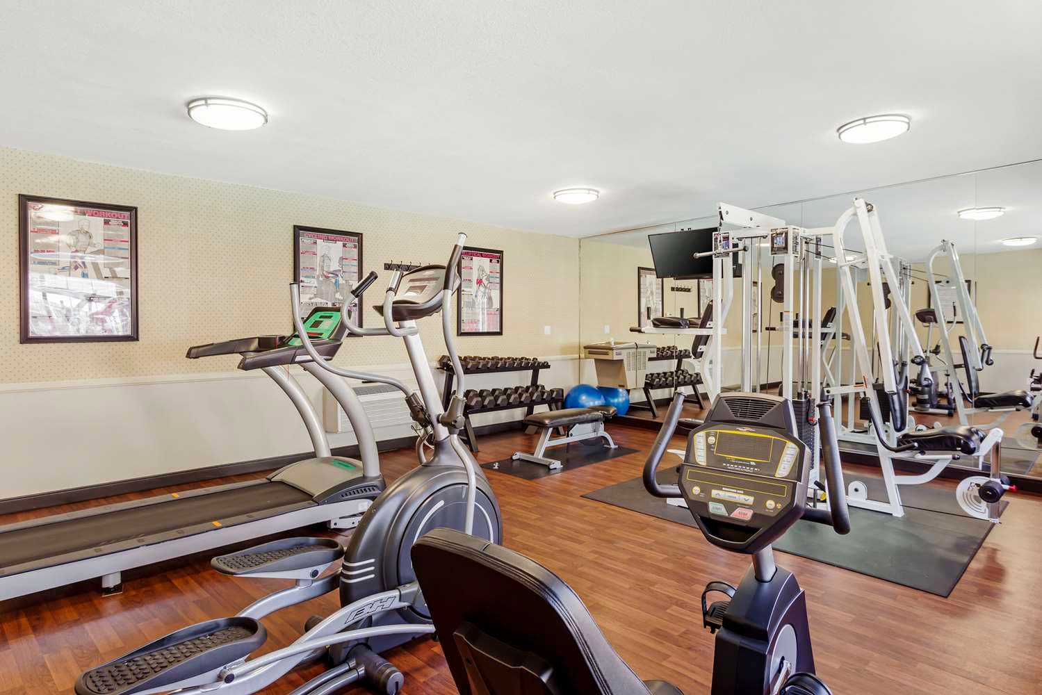 Best Western China Lake Inn 4