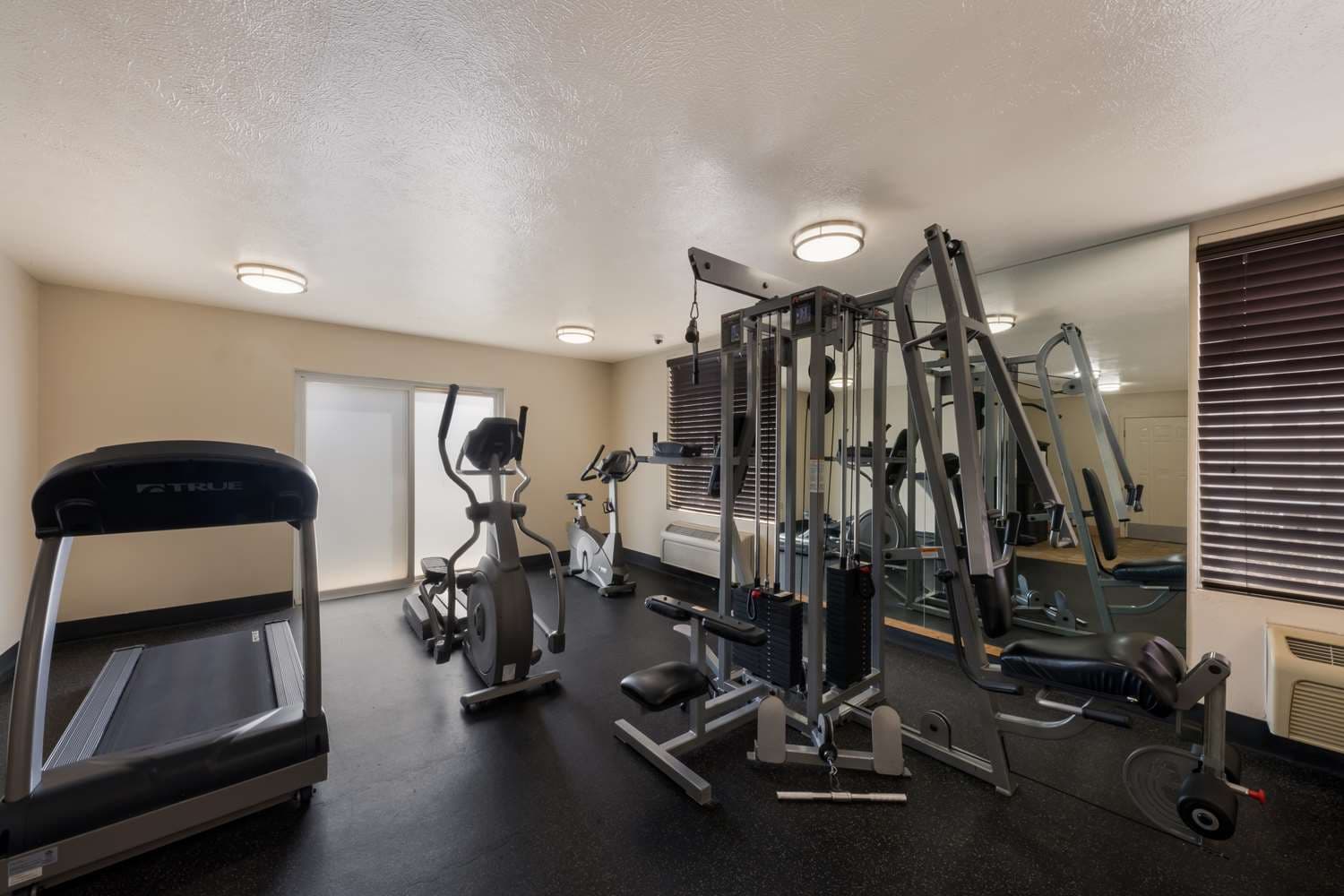 Best Western Salinas Valley Inn & Suites 5