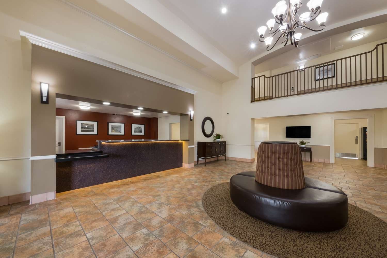 Best Western Salinas Valley Inn & Suites 3