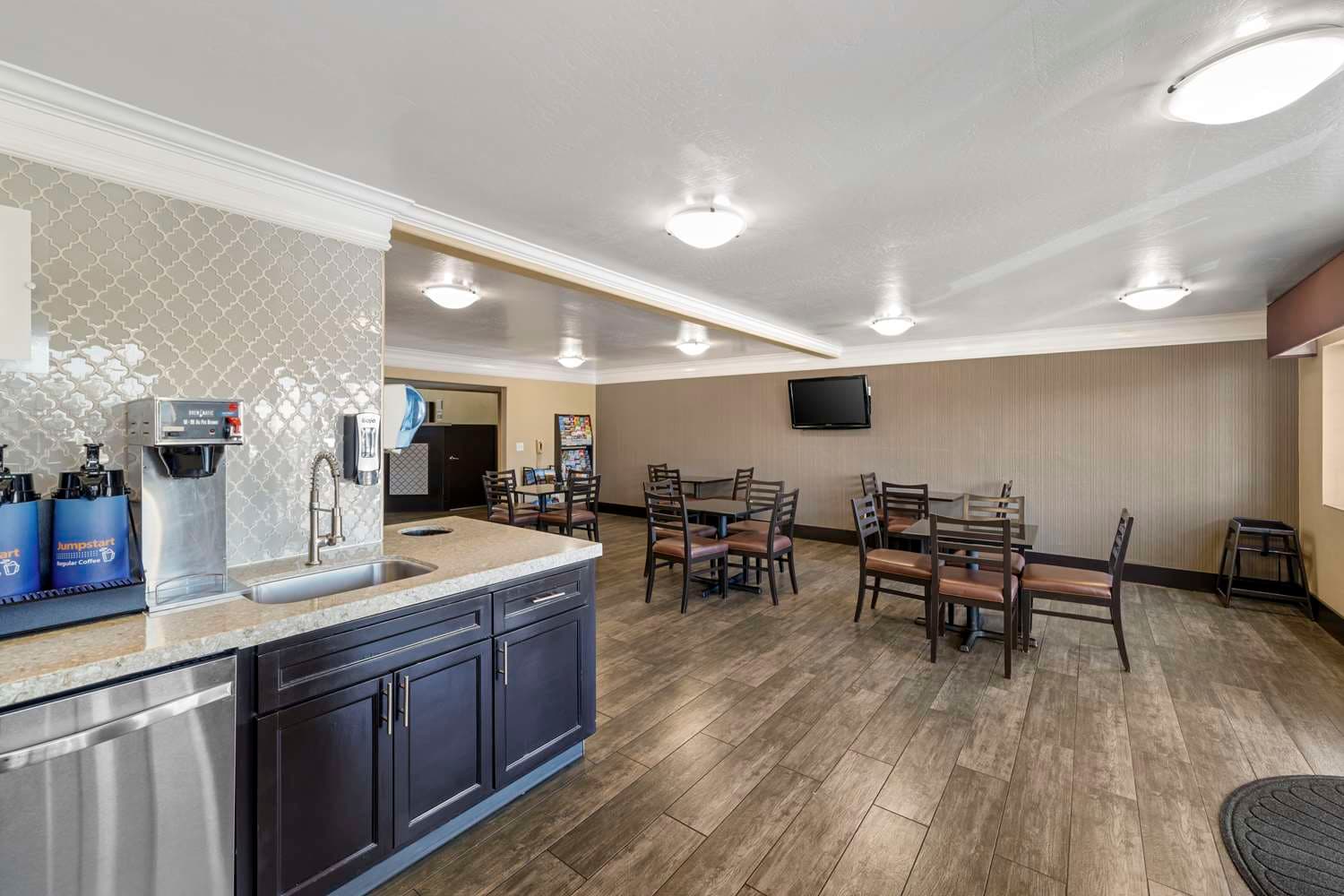 Best Western Liberty Inn 4