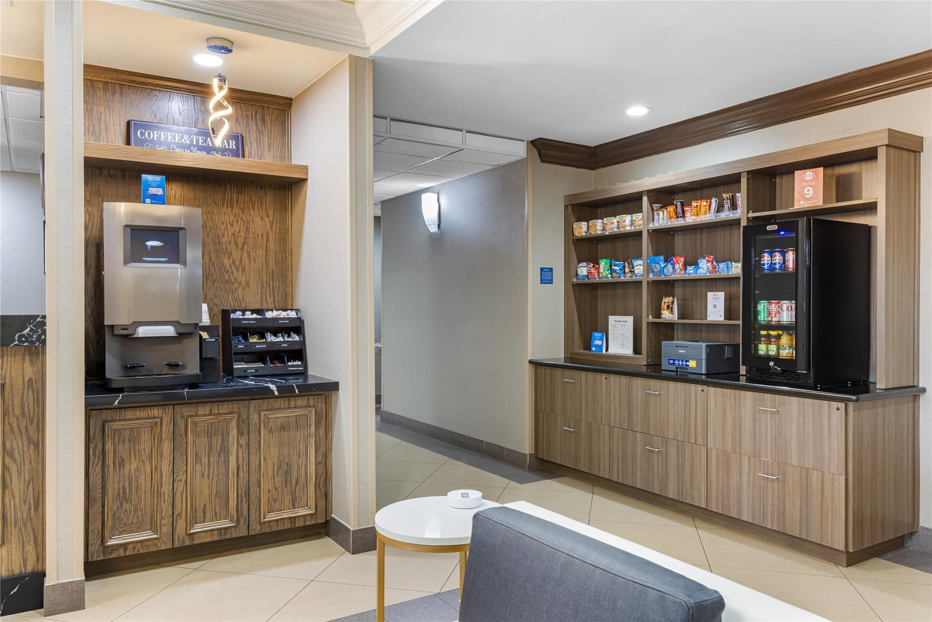 Best Western Plus Wasco Inn & Suites 2