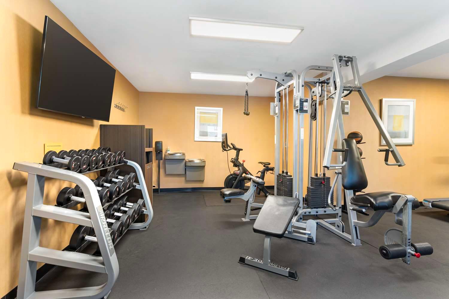 Best Western Plus Rancho Cordova Inn 5