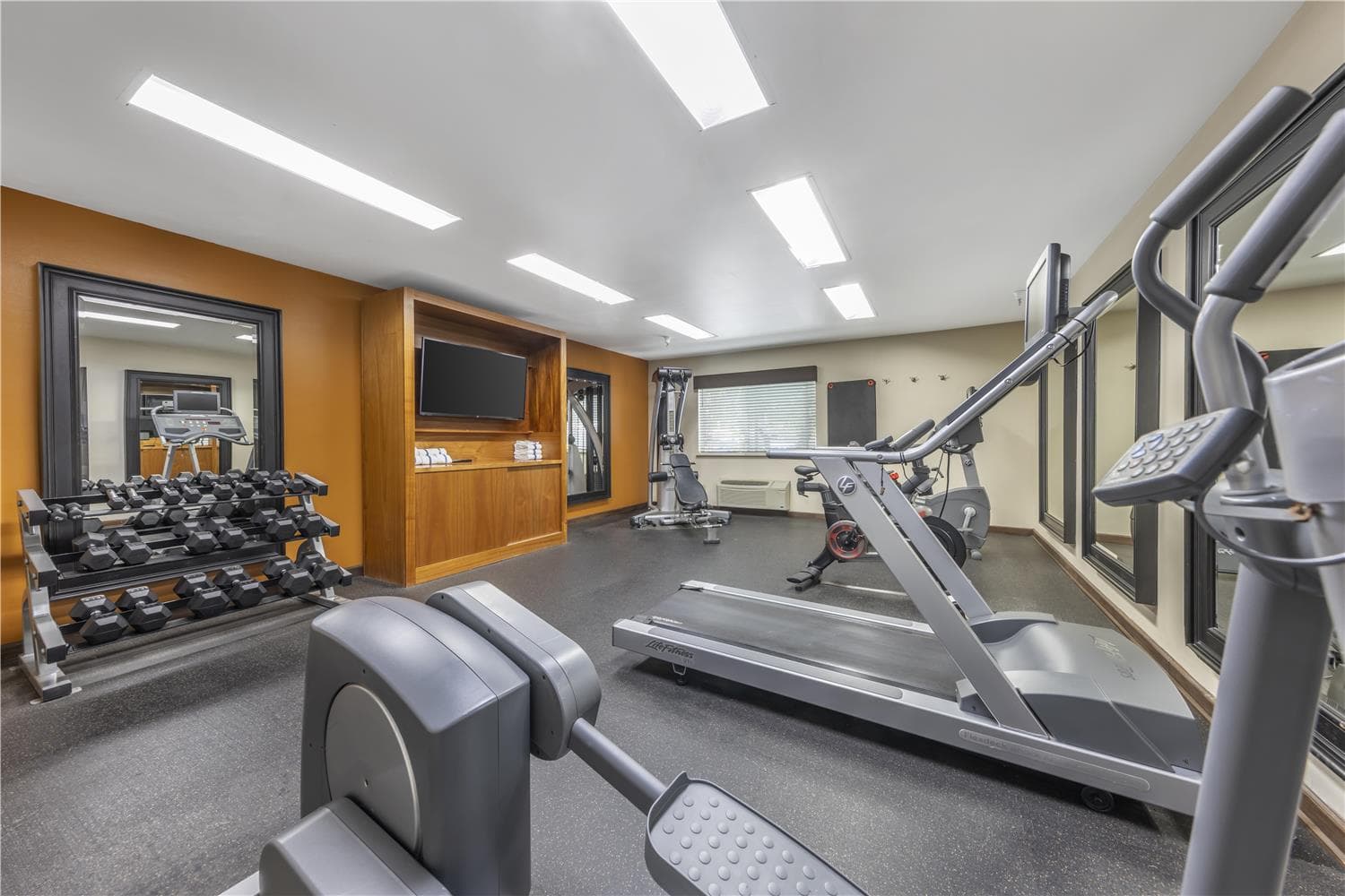 Best Western Plus Truckee-Tahoe Hotel 5