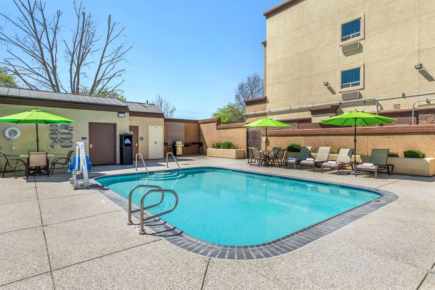 Best Western Plus Taft Inn 2