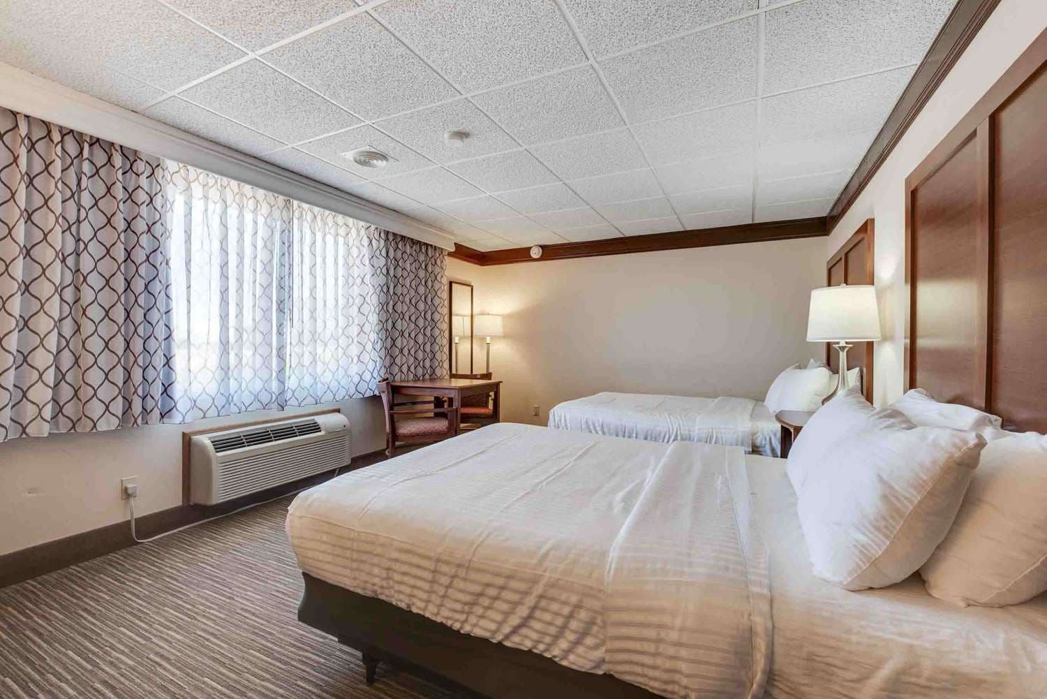 Best Western Movie Manor 4