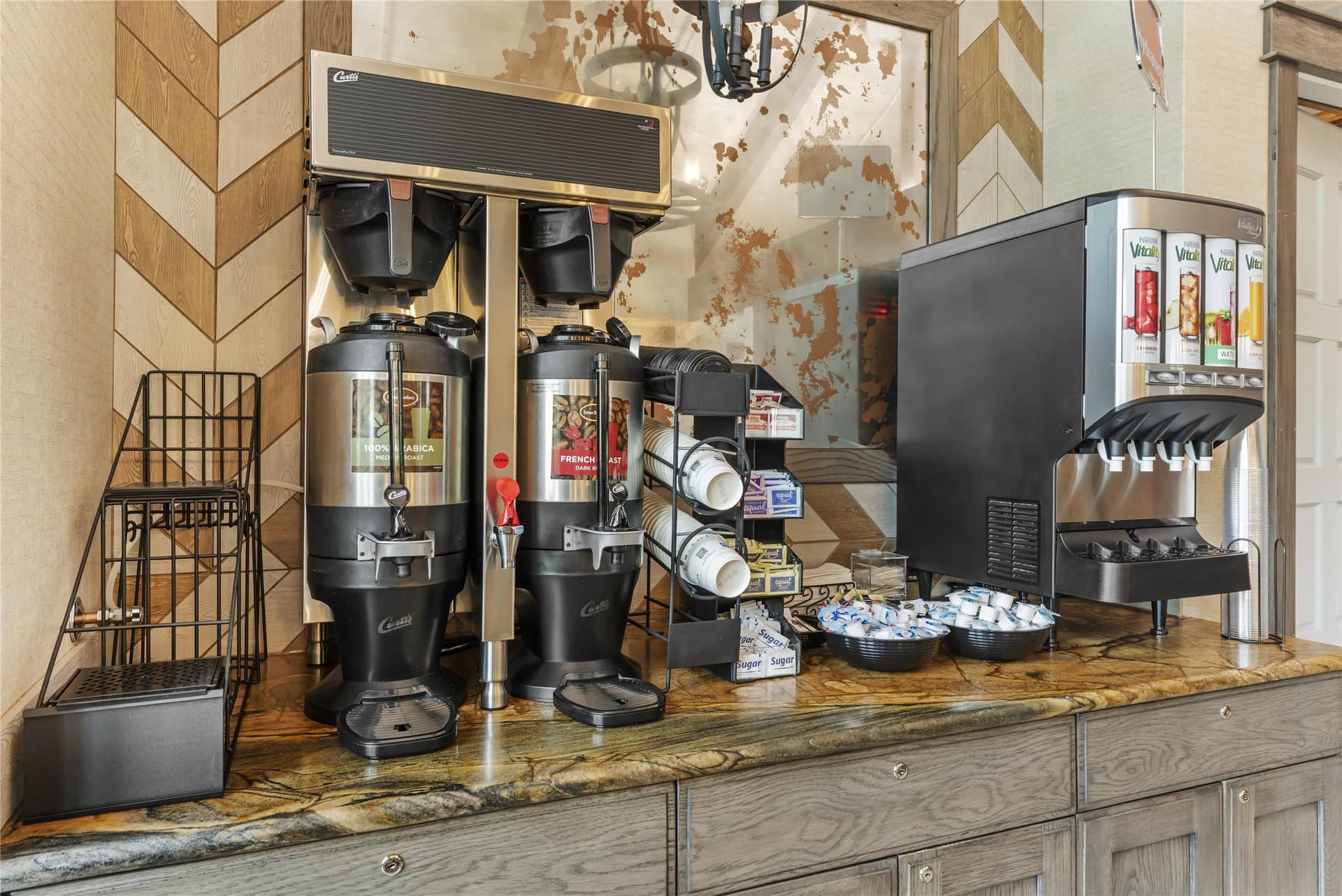 Best Western Plus Silver Saddle Inn 5