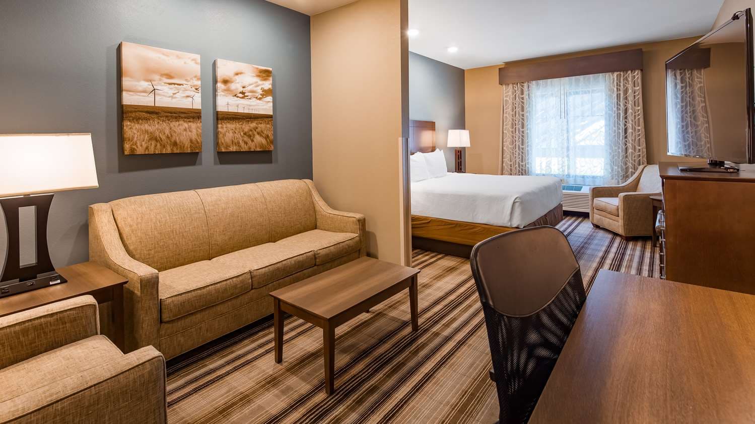 Best Western Plus Overland Inn 3