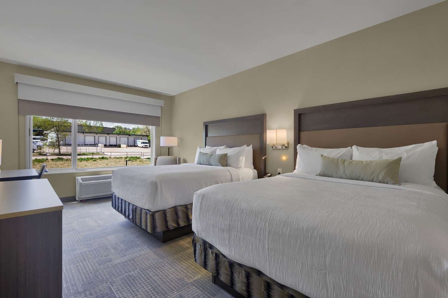 Best Western Plus Fillmore Inn & Suites 5