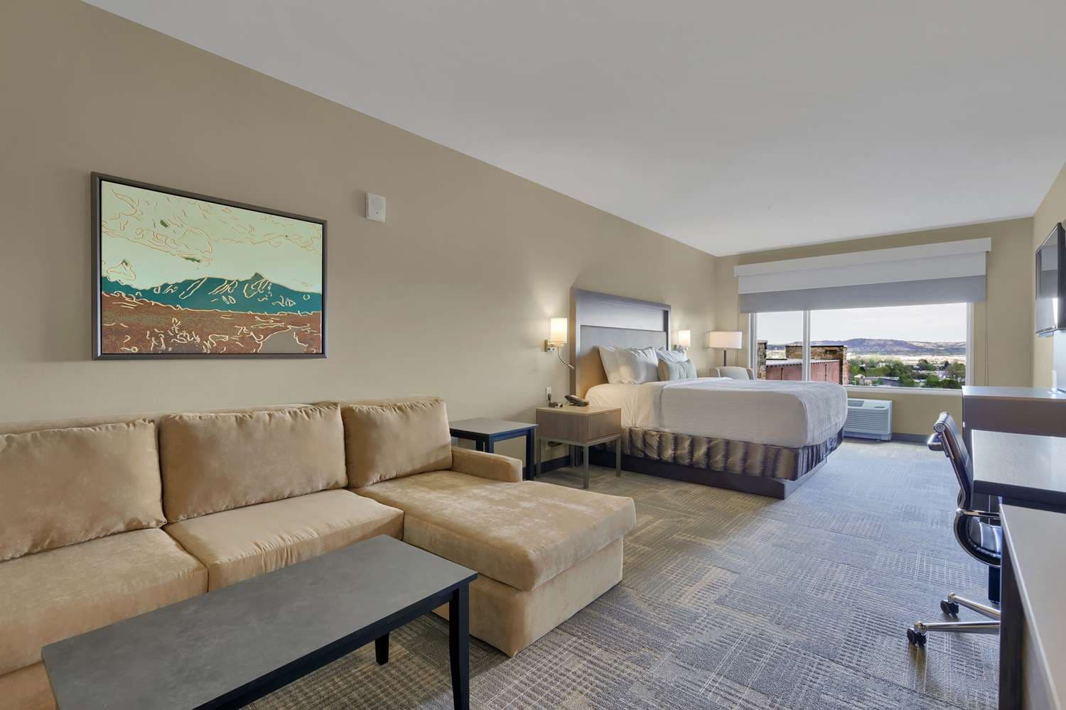 Best Western Plus Fillmore Inn & Suites 4