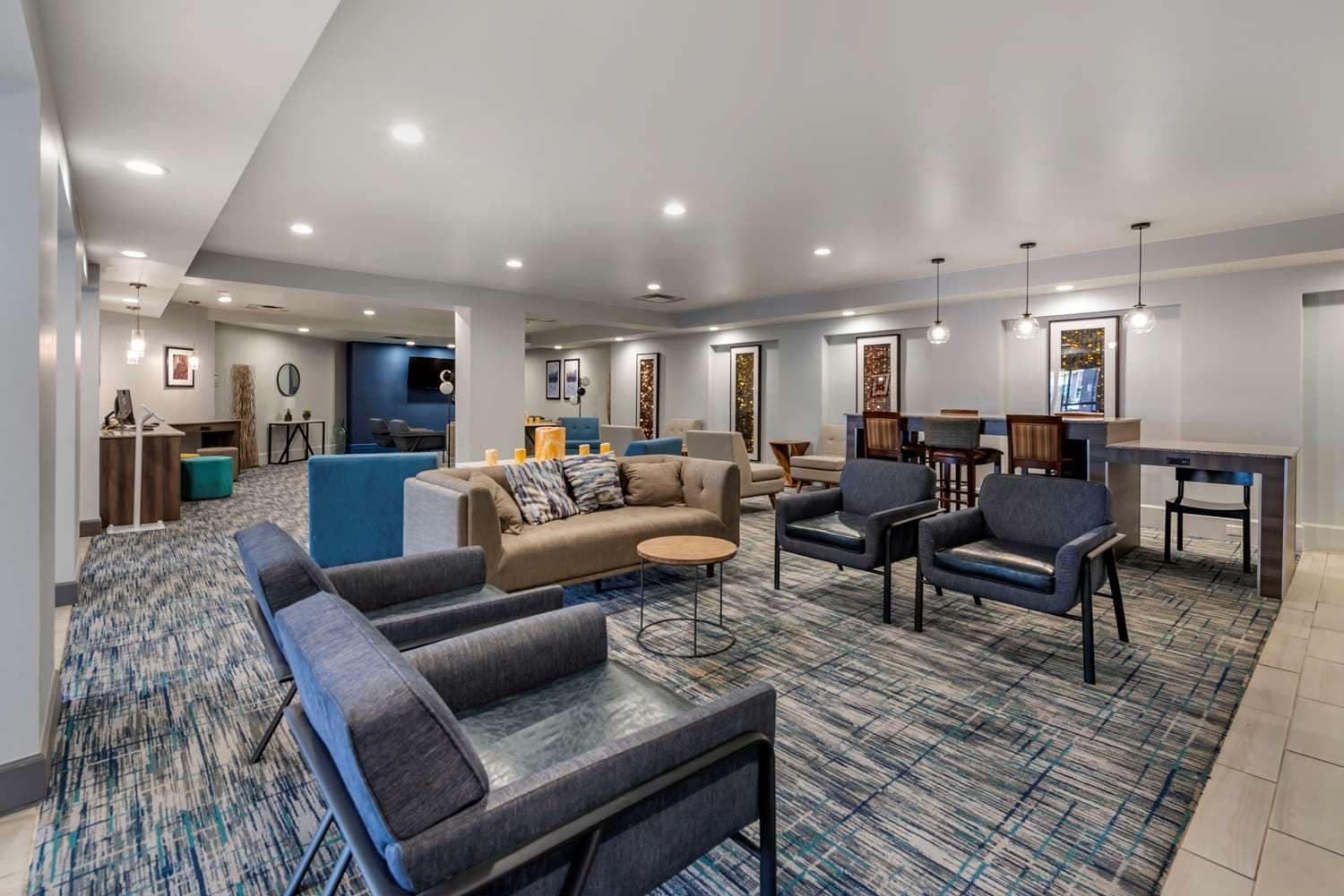 Best Western Premier Denver East 2