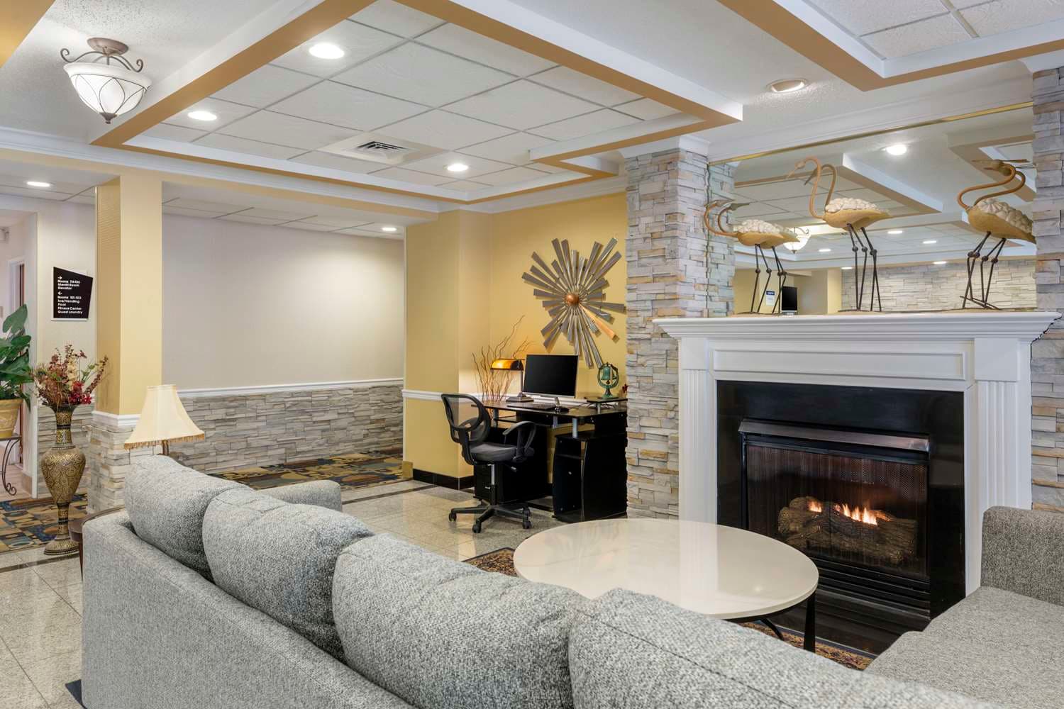 Best Western Plus New England Inn & Suites 5