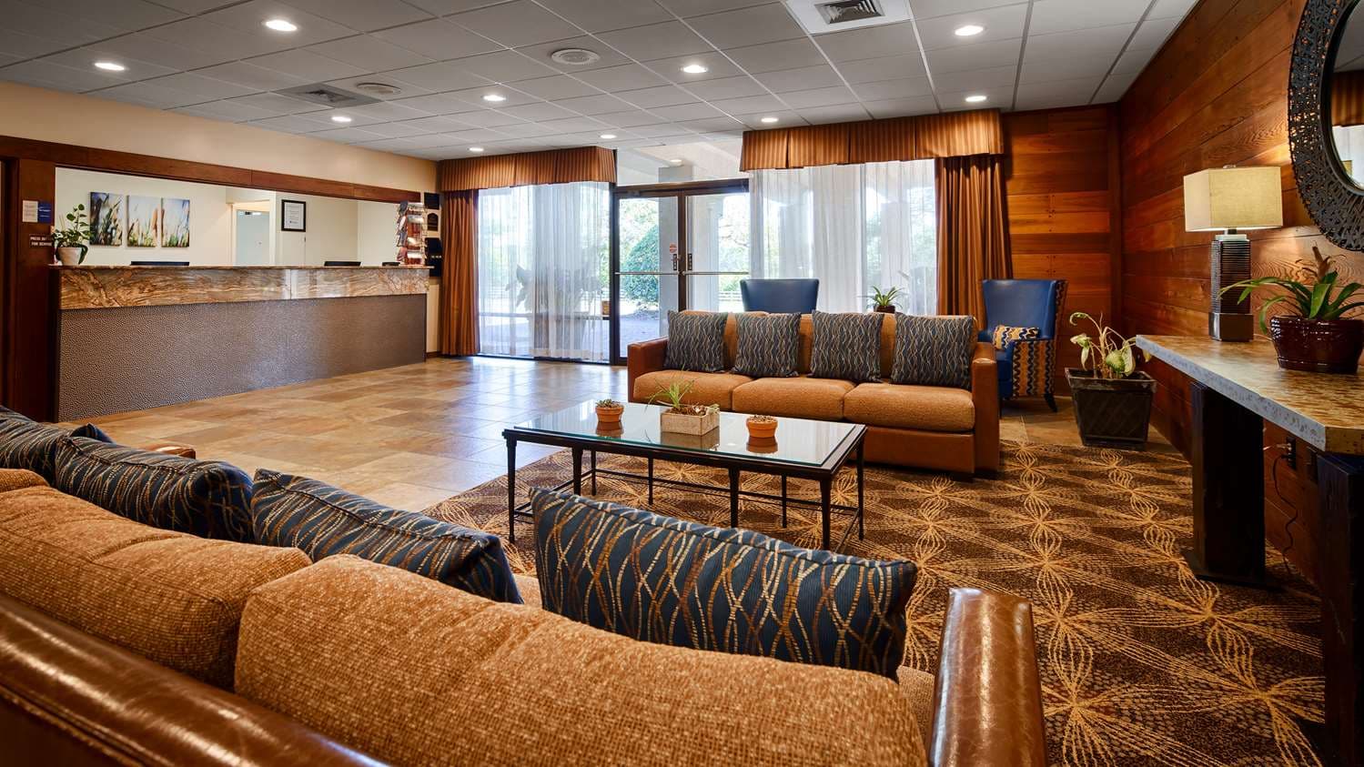 Best Western Crossroads Inn 3