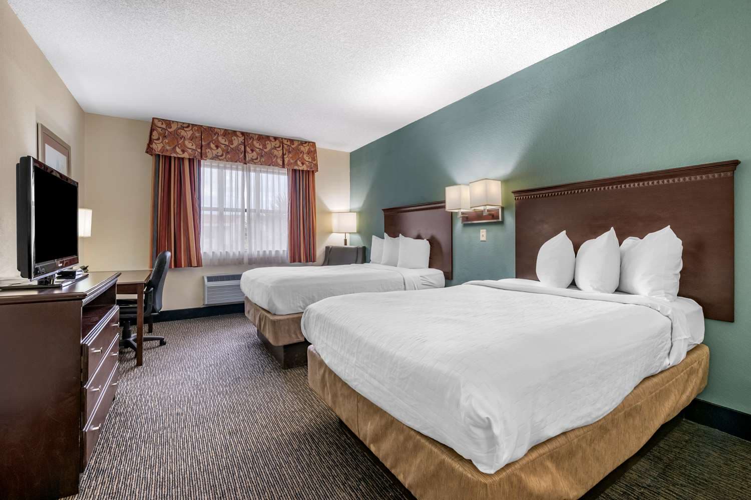 Best Western Gateway Grand 4