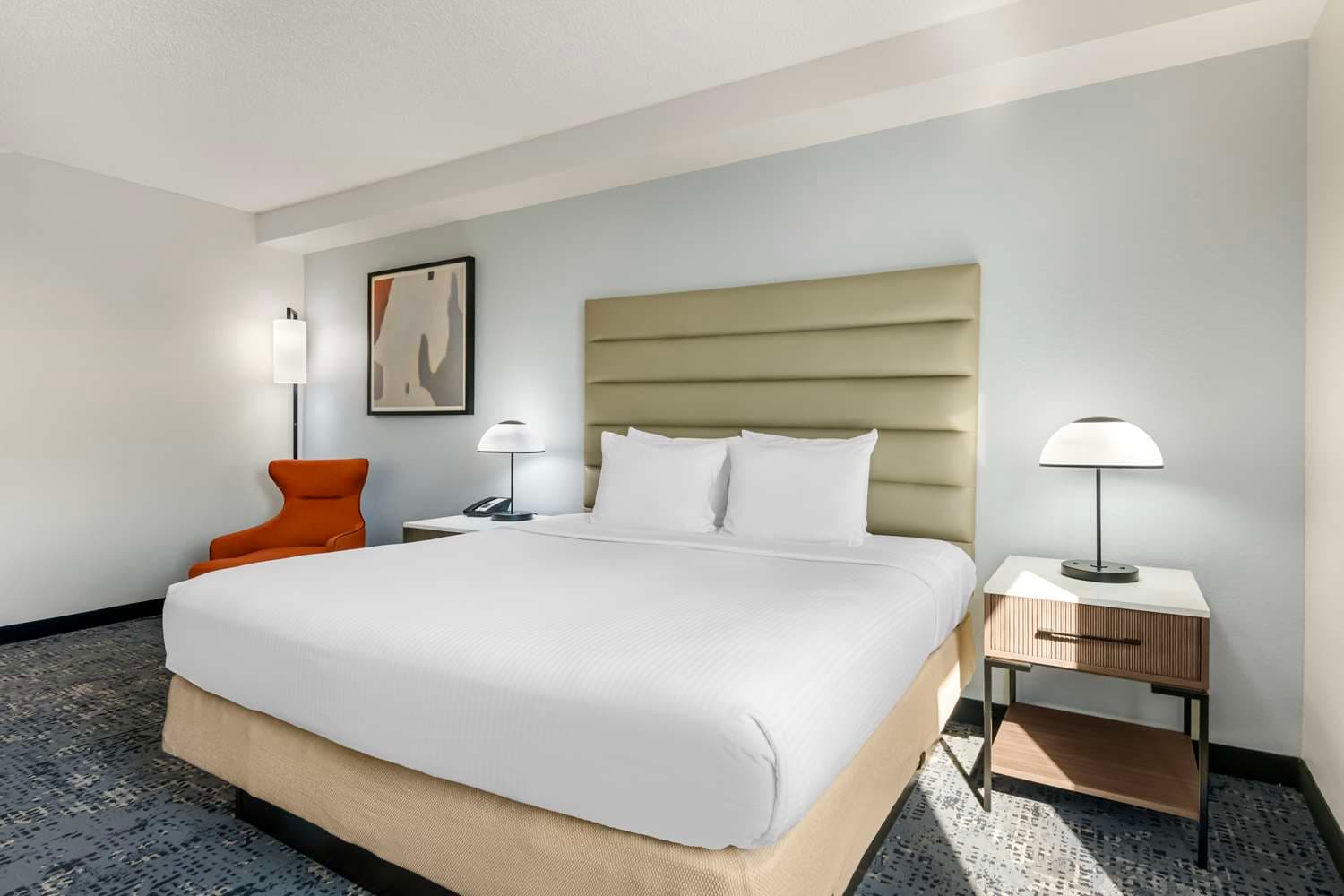 Best Western Plus Universal Inn 5