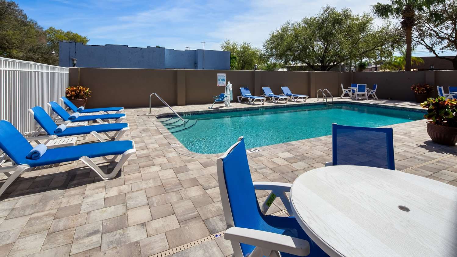 Best Western Tampa 3