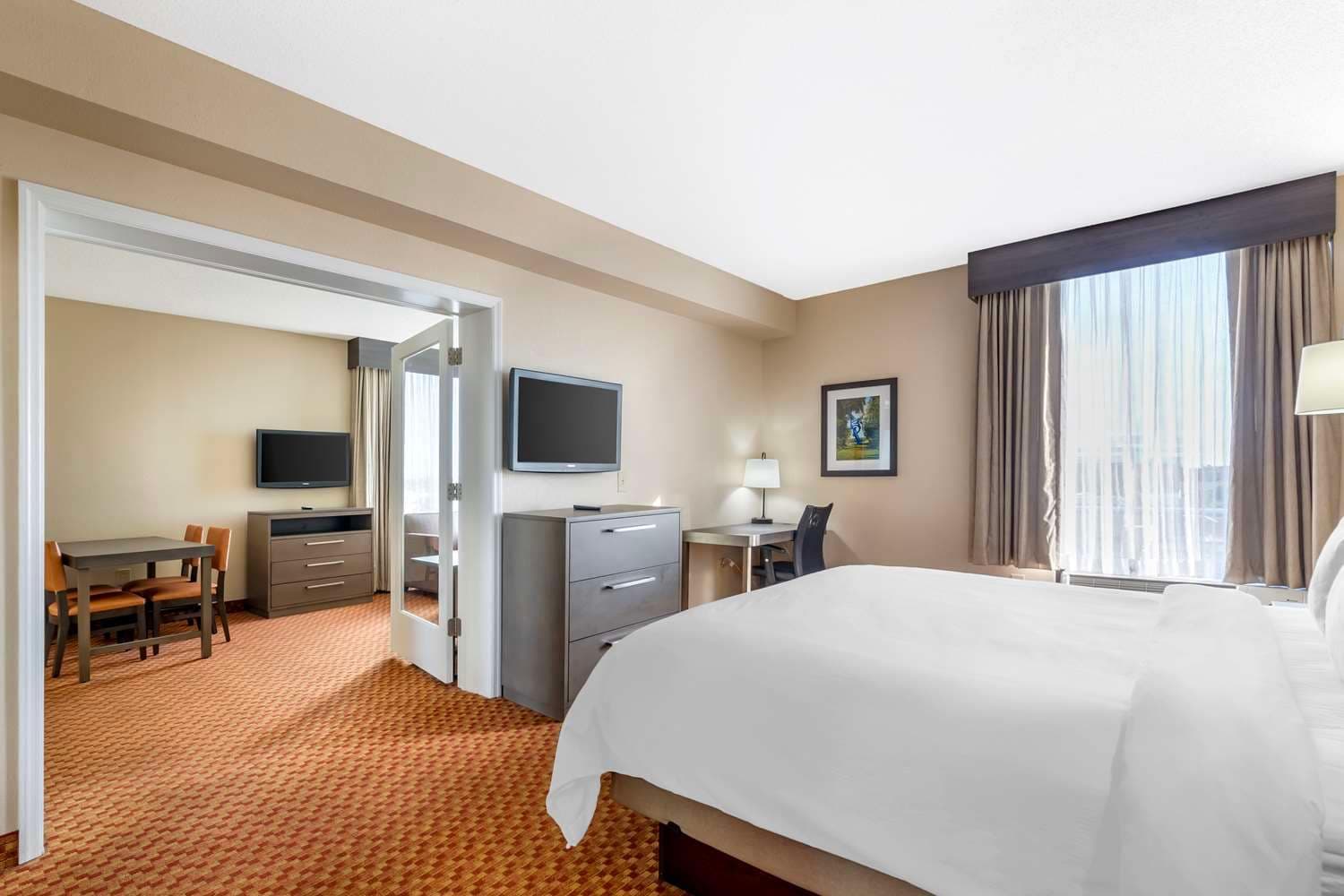 Best Western Plus Kendall Hotel & Suites 3