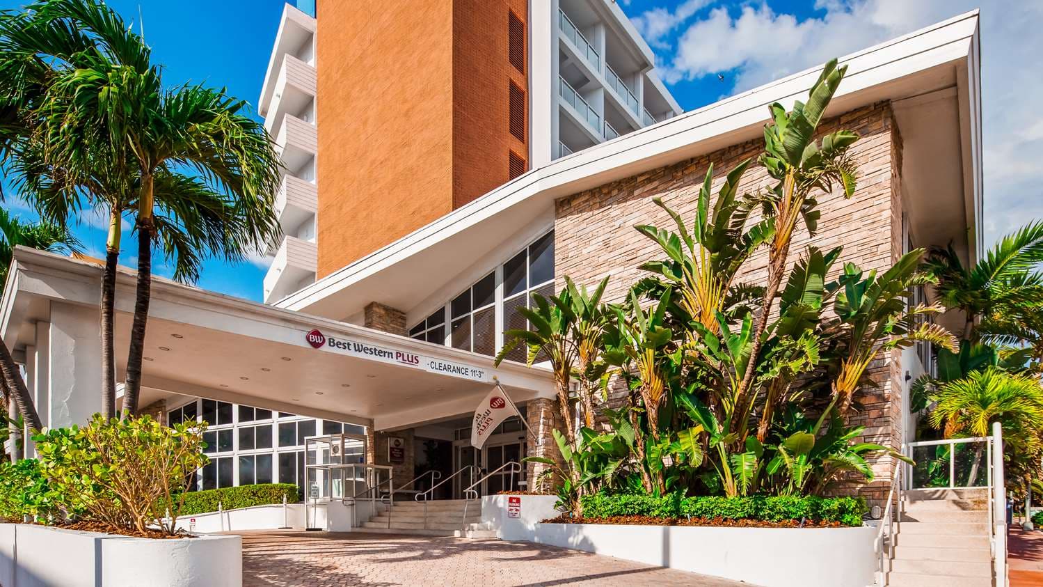 Best Western Plus Atlantic Beach Resort 2
