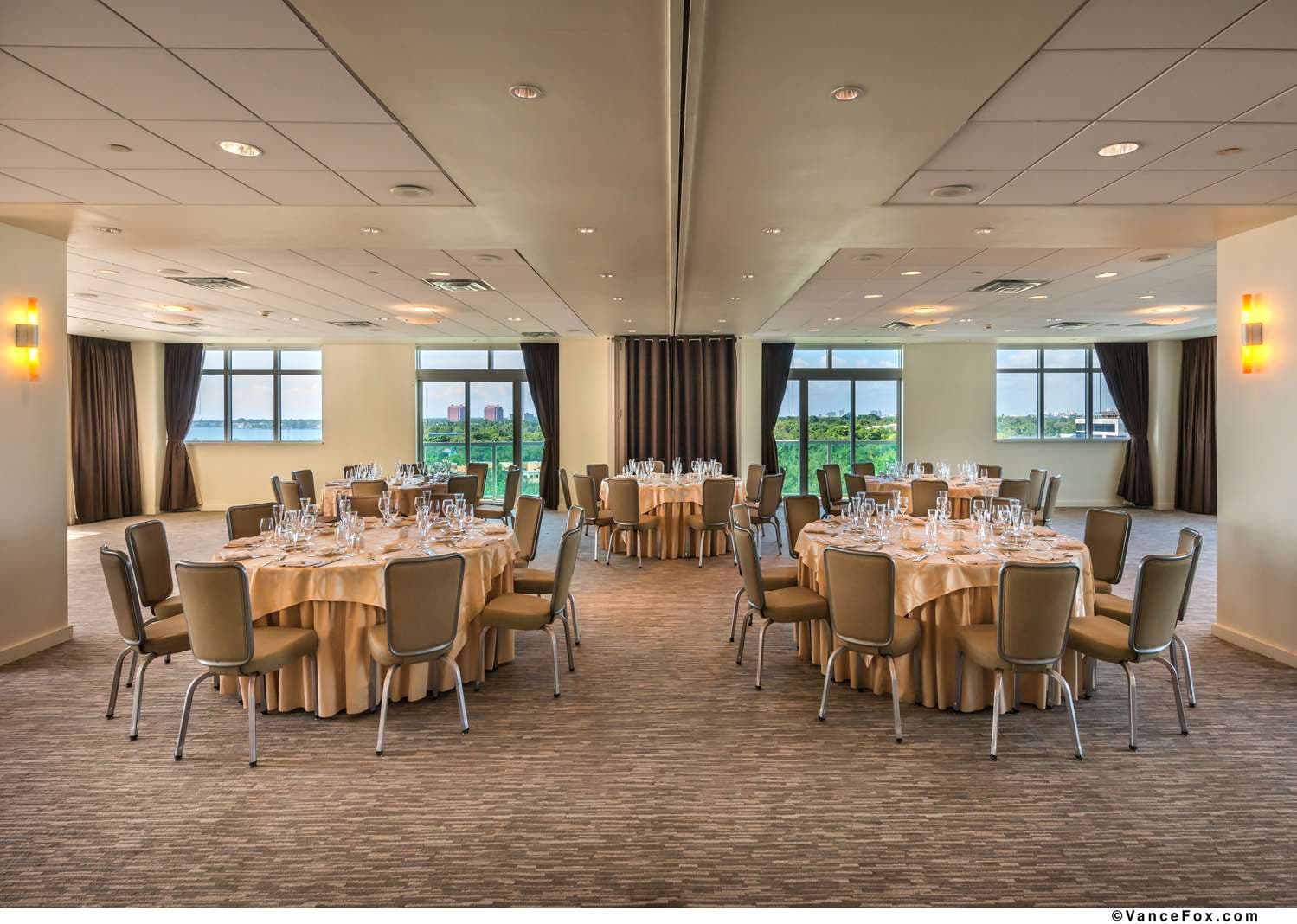 Arya Hotel & Suites Coconut Grove, WorldHotels, Distinctive 5