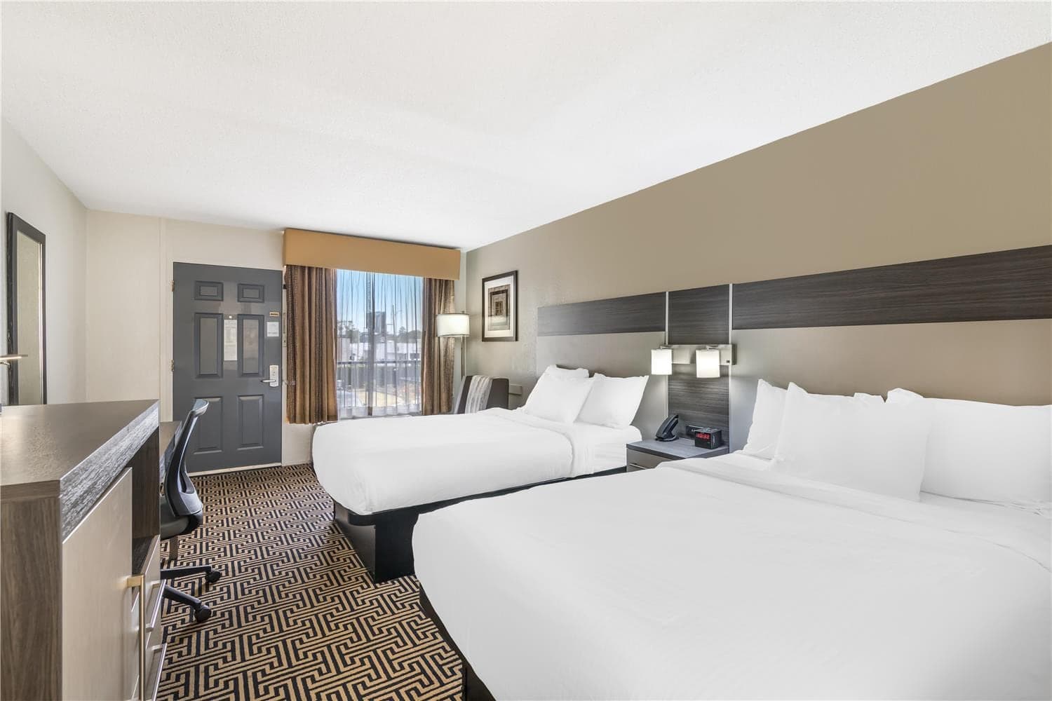 Best Western Central Inn 4