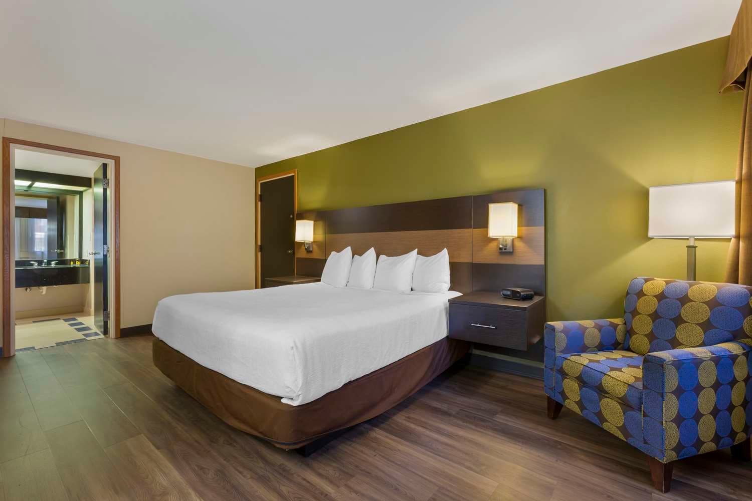 Best Western Plus University Inn 3