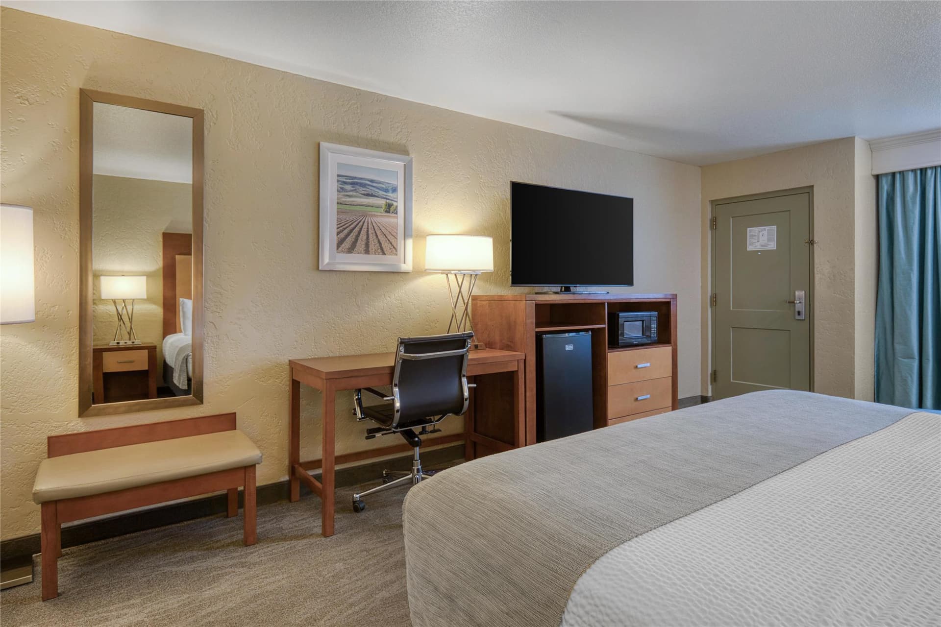 Best Western Foothills Inn 4