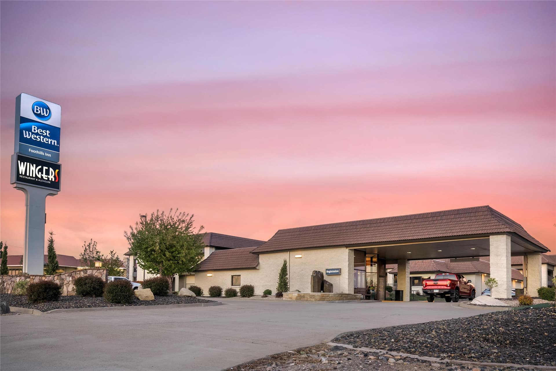 Best Western Foothills Inn 3