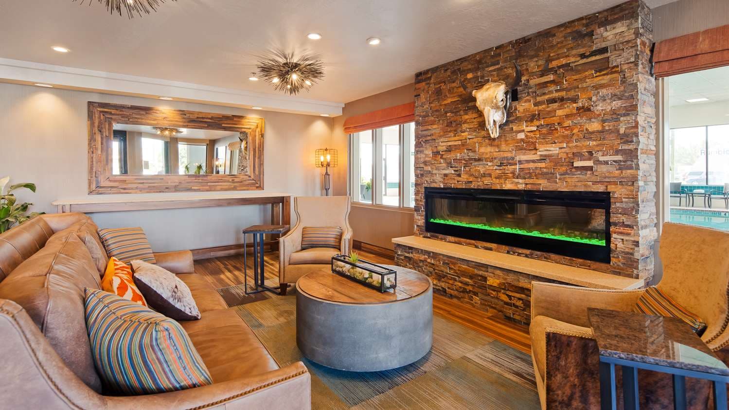 Best Western Plus Cottontree Inn 3